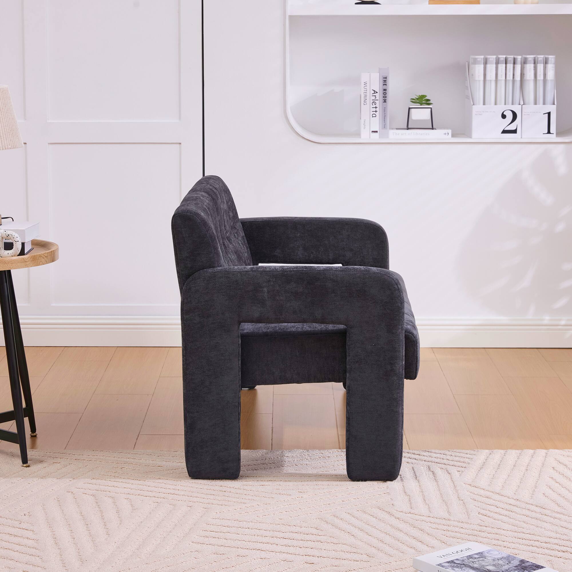 WUTERING | Arletta  
THE BOOM  
2 1  
SESIAKA