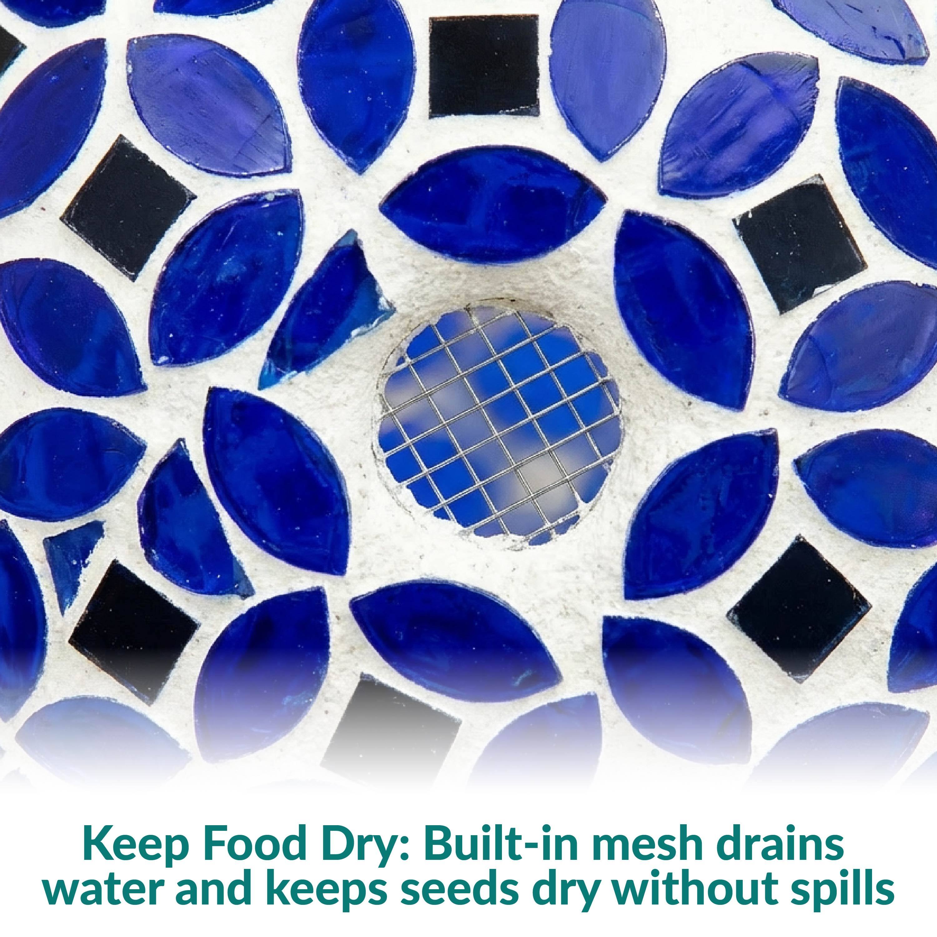 Keep Food Dry: Built-in mesh drains water and keeps seeds dry without spills