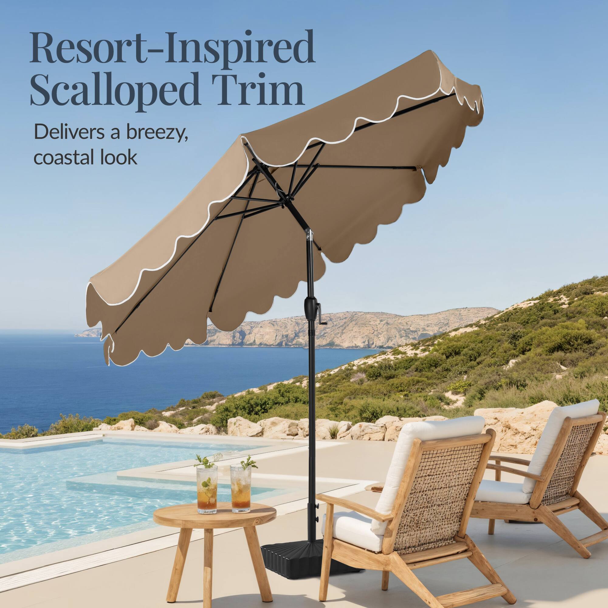 Resort-Inspired Scalloped Trim  
Delivers a breezy, coastal look