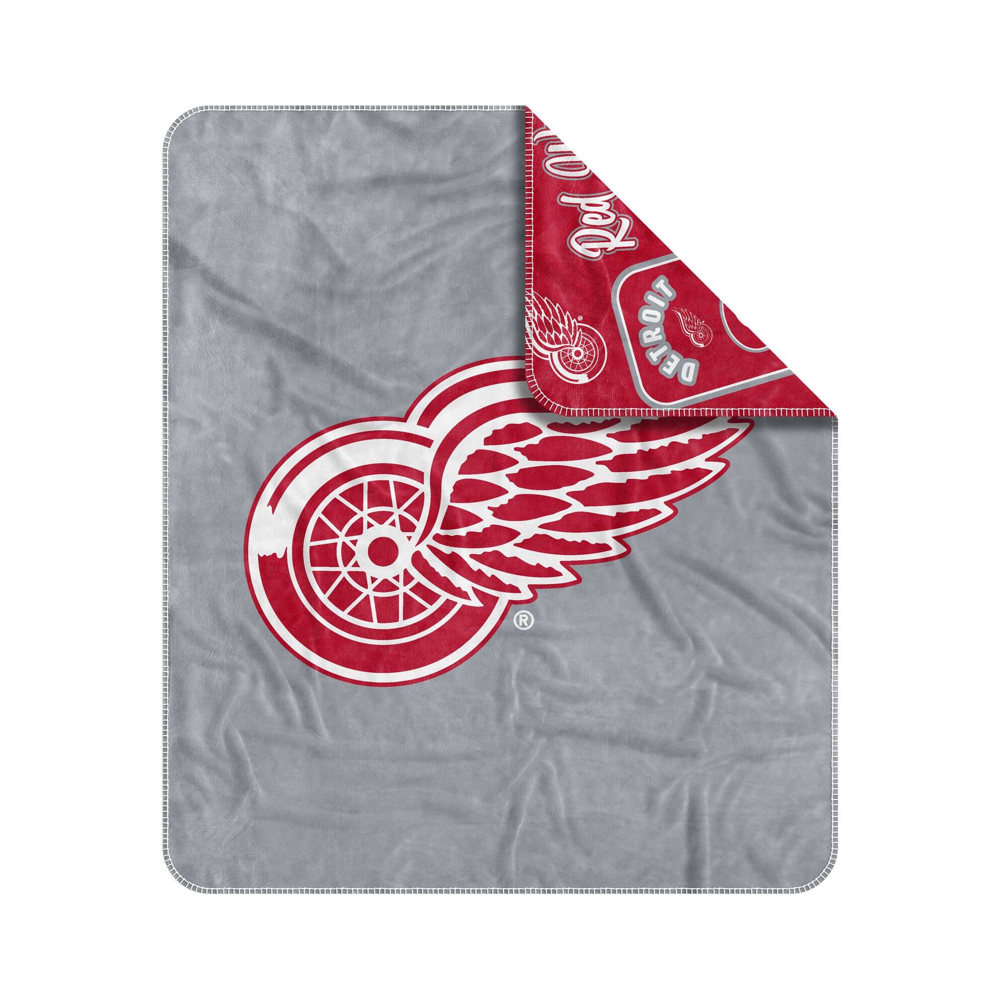 Red DETROIT  
DETROIT