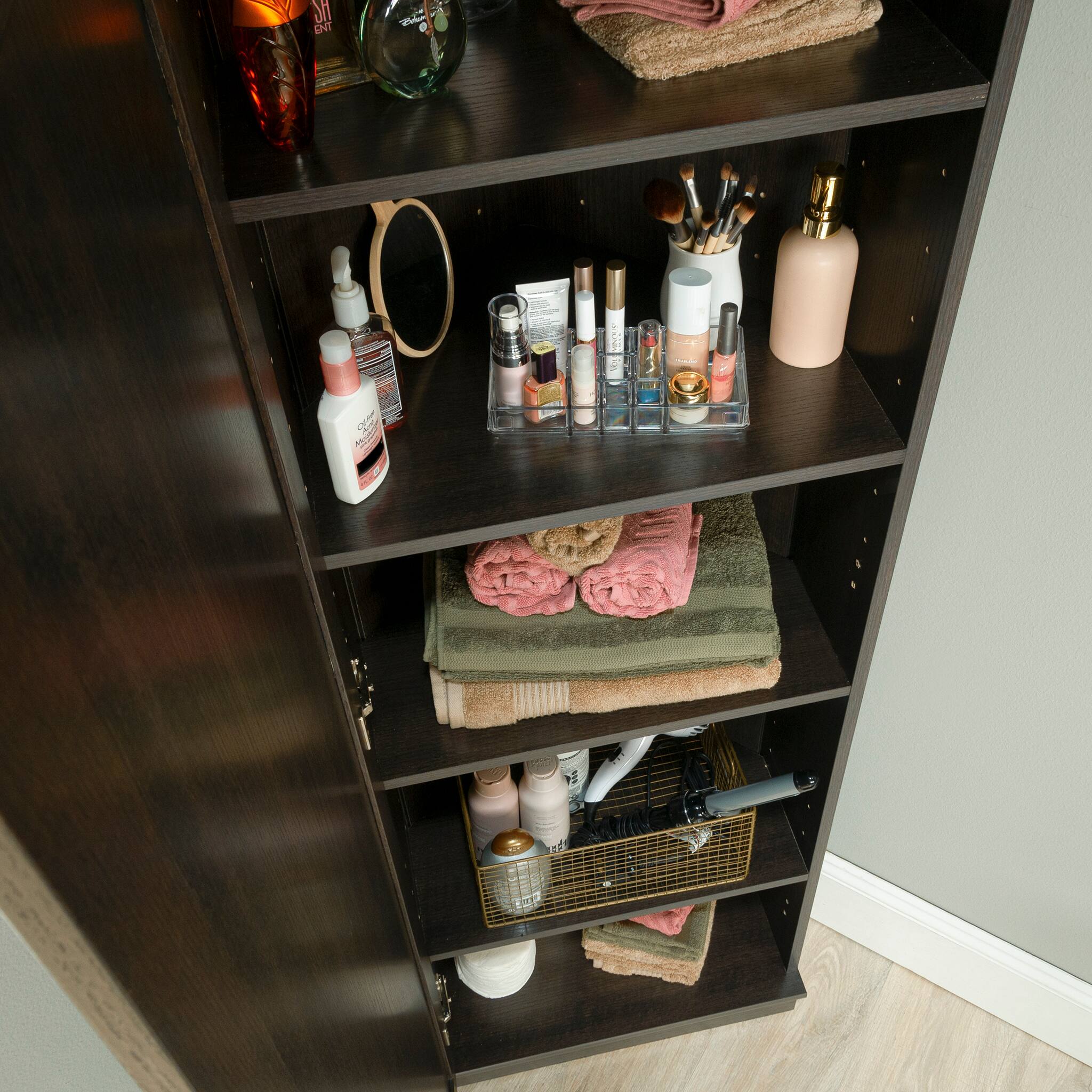 Sure, here is the corrected and grouped text from the image:

- J ENT W
- So ..
- A 1 & 113