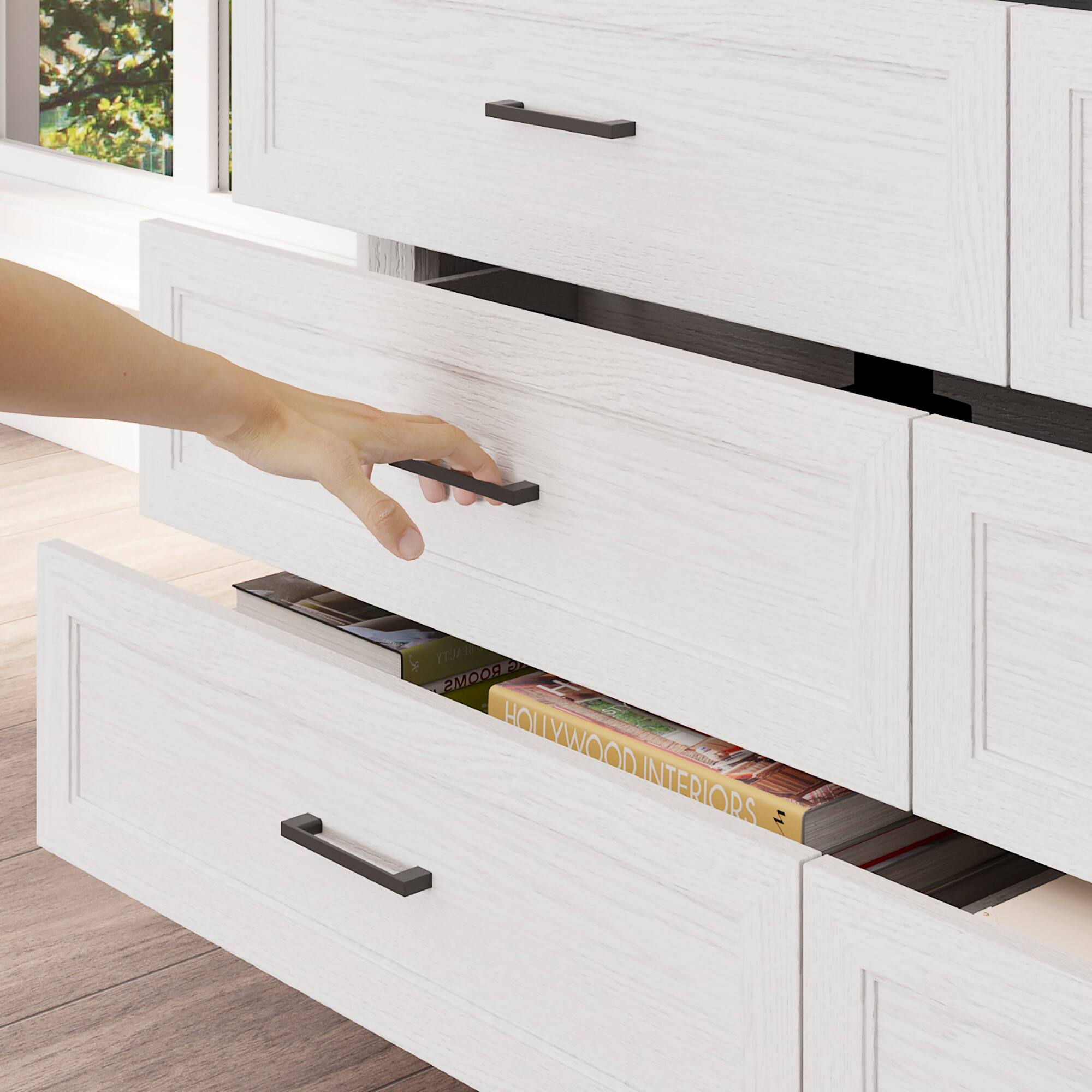 TUA 2 BOOMS HOLLYWOOD INTERIORS M