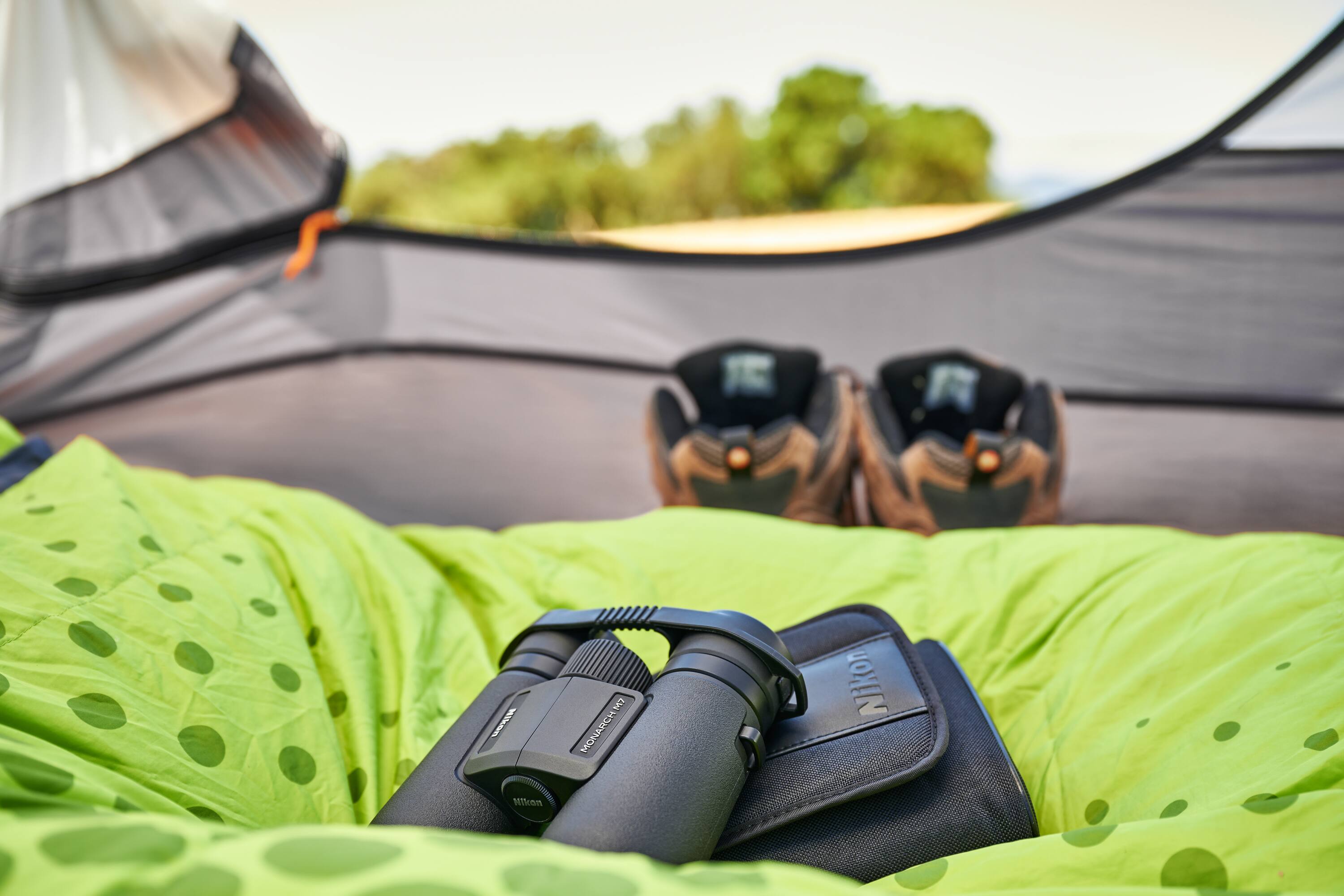 m1oe 147 MONARCHM Nikon Milcom