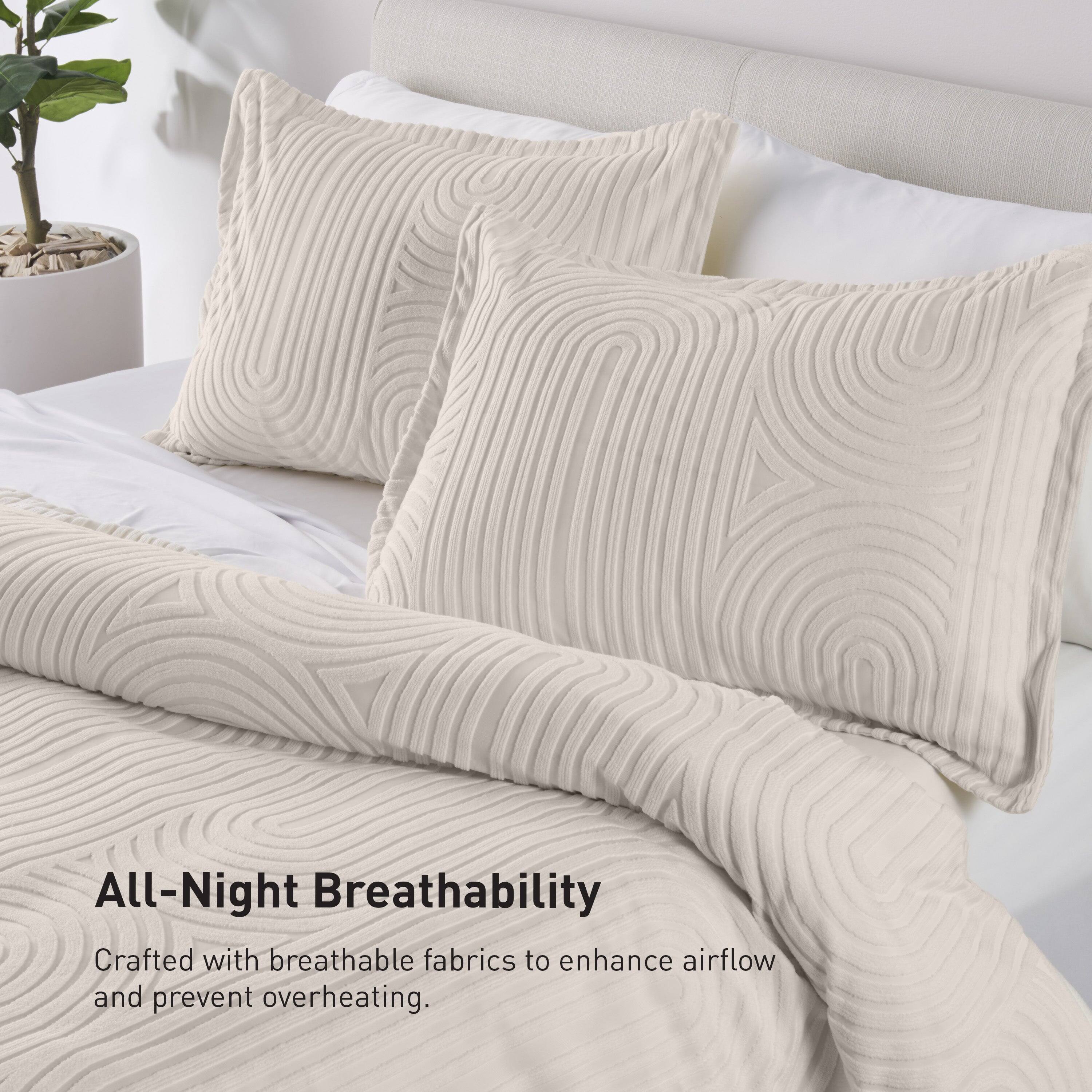 All-Night Breathability  
Crafted with breathable fabrics to enhance airflow and prevent overheating.