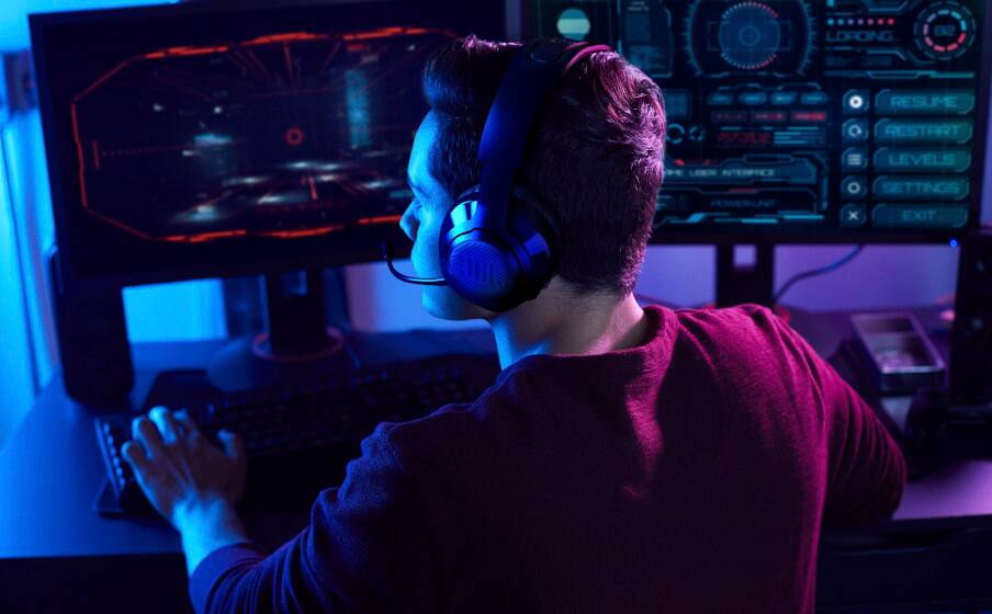 Alt View 16. JBL - JBL Quantum 350 Wireless PC Gaming Headset with Detachable Boom Mic - Black.