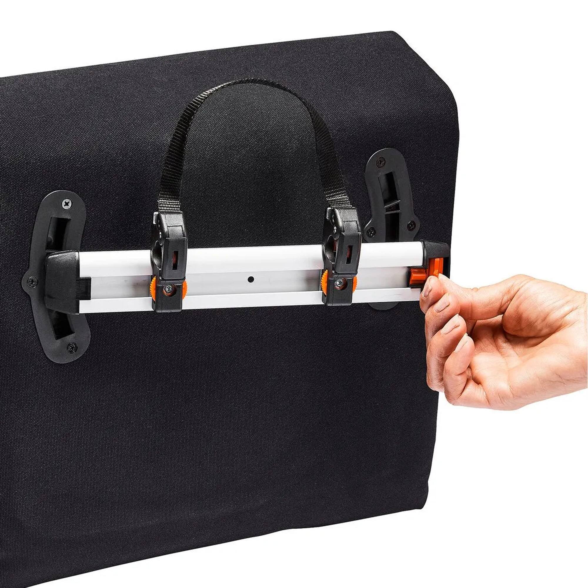 Alt View 4. VAUDE - Vaude Augsburg IV M Bike Bag - Black - Black.