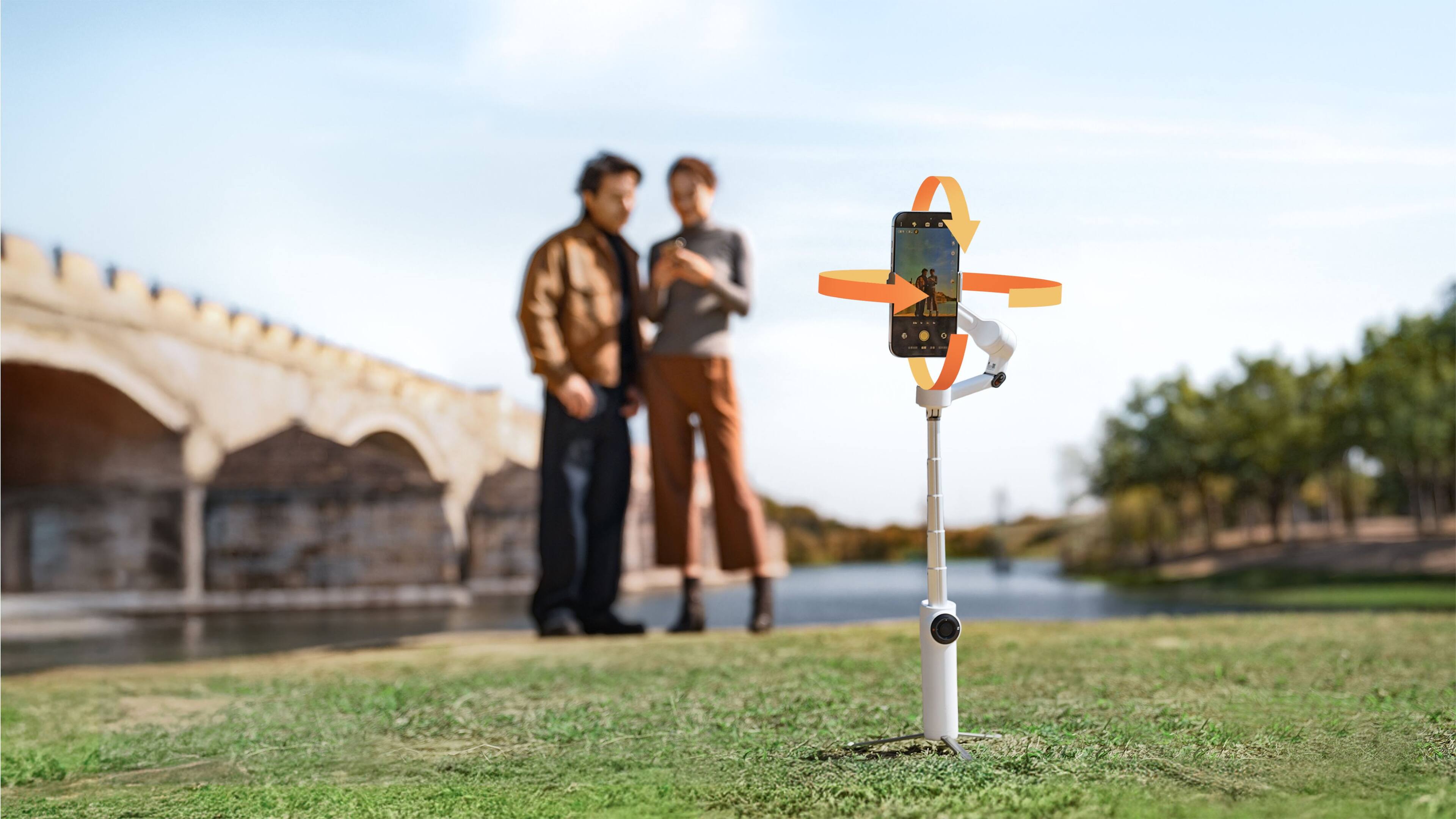 Alt View 10. Insta360 - Flow 2 AI Tracker Gimbal Stabilizer for Smartphones - Summit White.