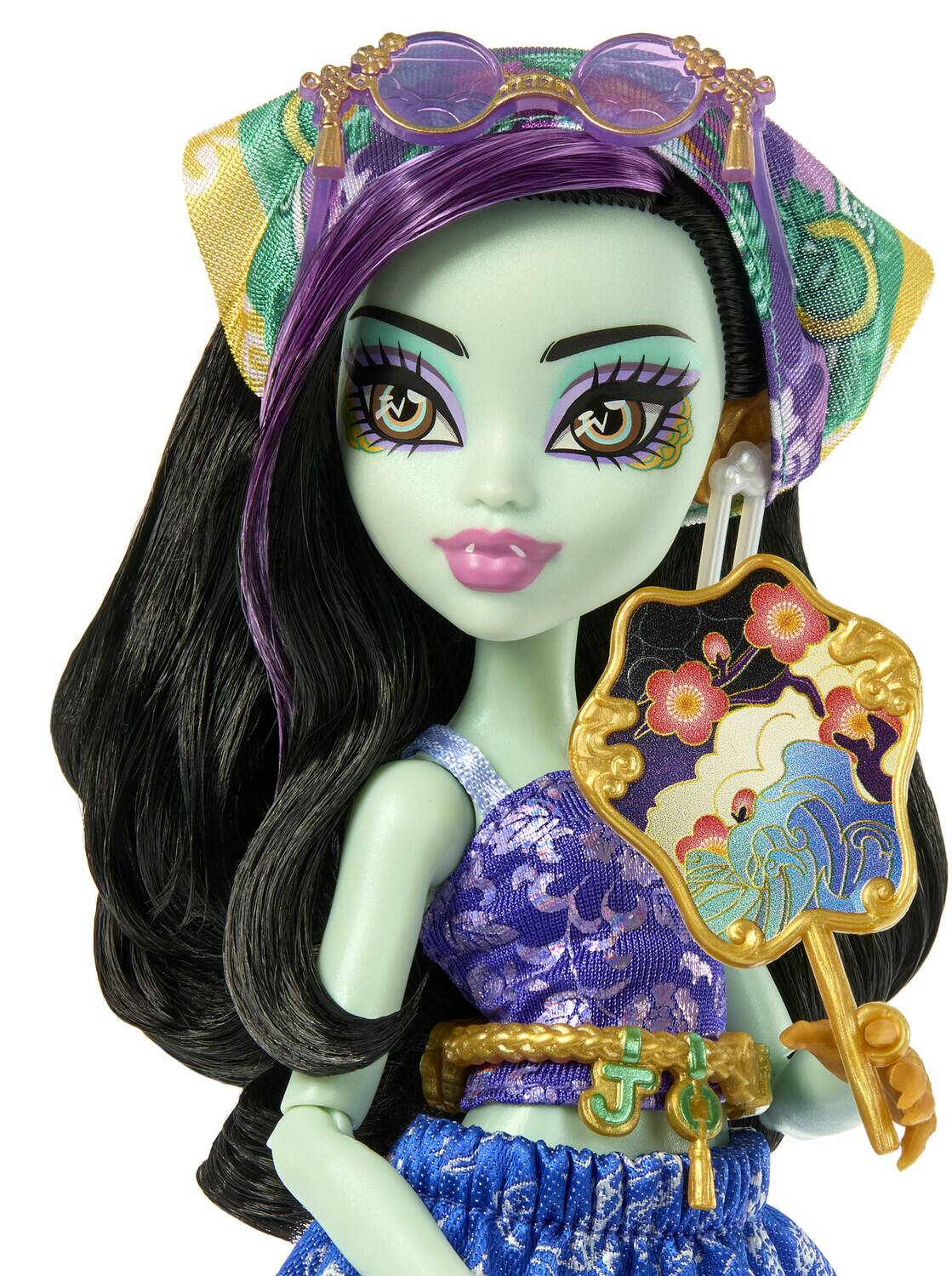 Alt View 4. Mattel - Mattel Collectible - Monster High Skulltimate Secrets: Gore-Geous Oasis Jinafire Long Doll & Playset - COLLECTIBLES - Multicolor.