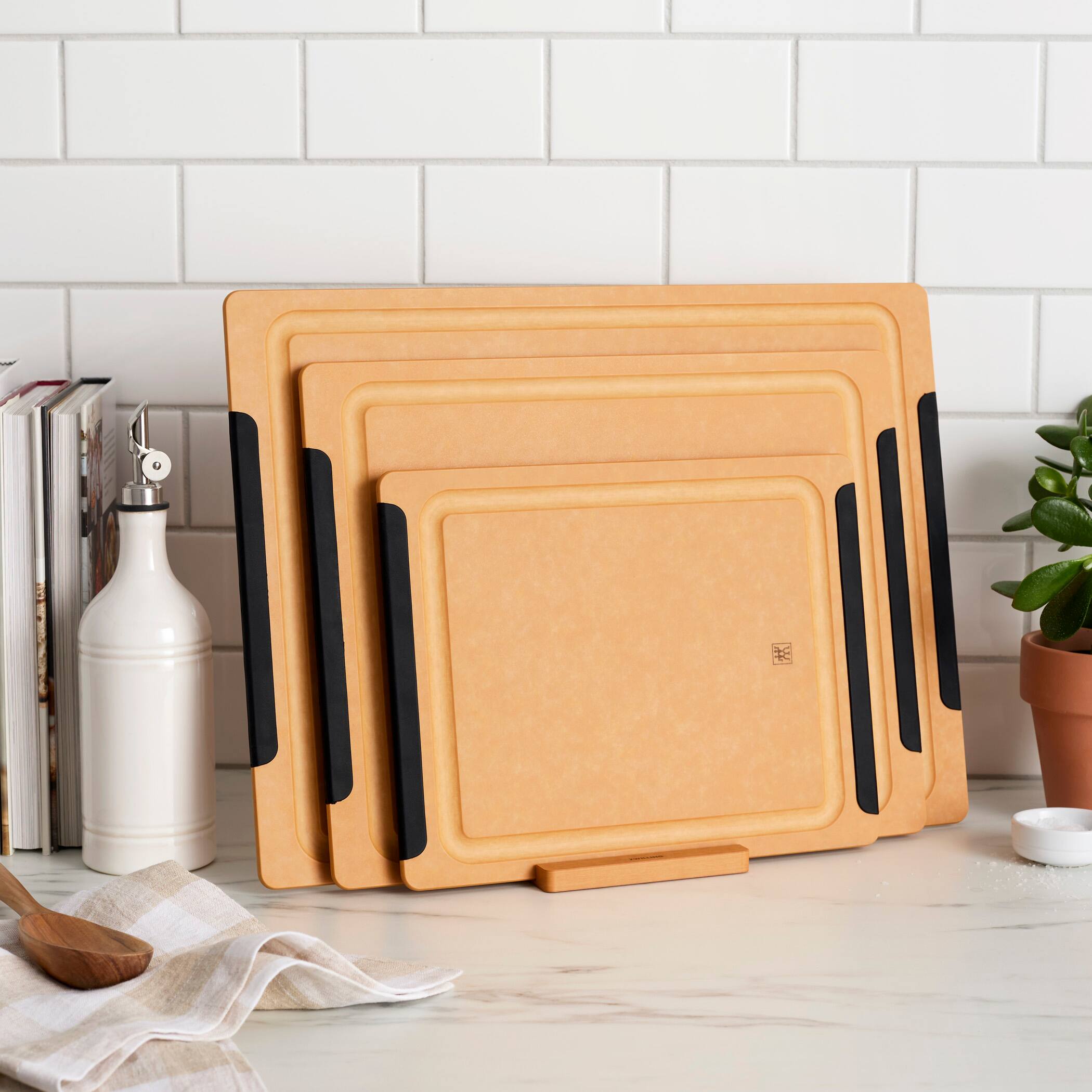 Alt View 1. ZWILLING - ZWILLING Plant Fiber 4-pc Cutting Board Set - Natural.