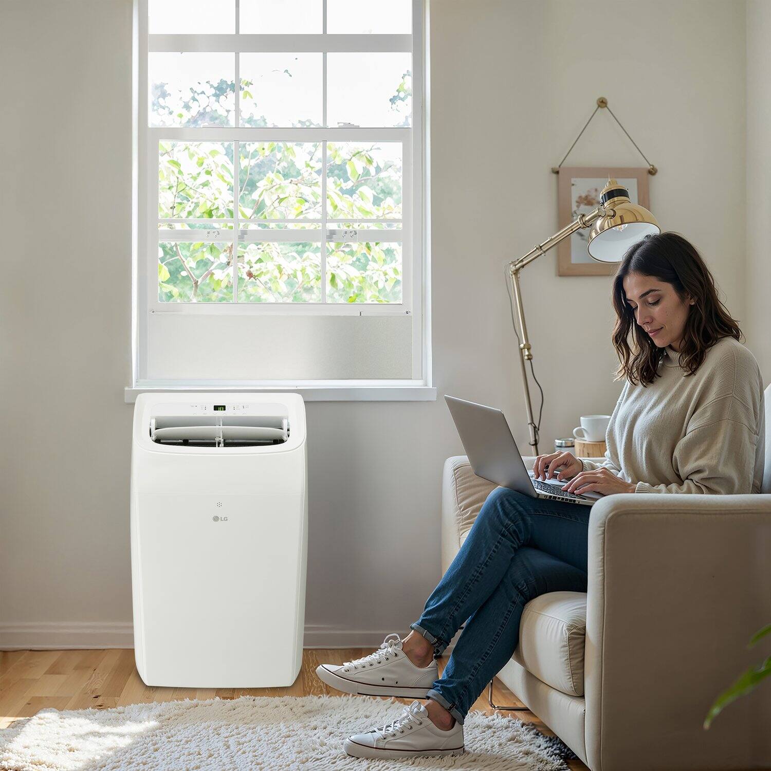 Alt View 1. LG - 450 Sq. Ft. 10,200 BTU DOE Smart Portable Air Conditioner with Supplemental Heater - White.