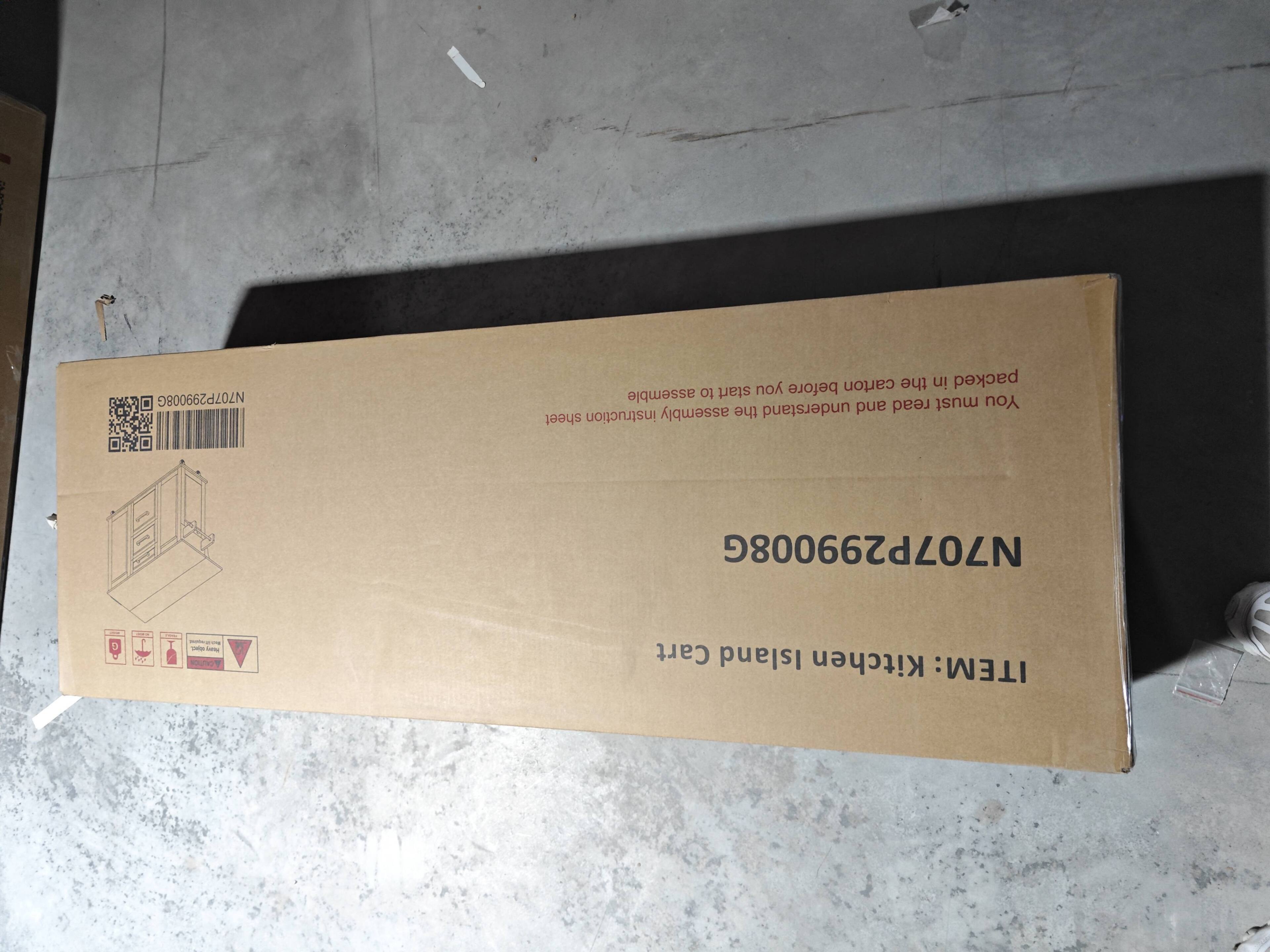 N707P299008G

ITEM: Kitchen Island Cart

N707P299008G

Please do not remove the carton before unpacking. Do not assemble before reading the instruction sheet. Understand the assembly instructions before starting.

N707P299008G

ITEM: Kitchen Island Cart