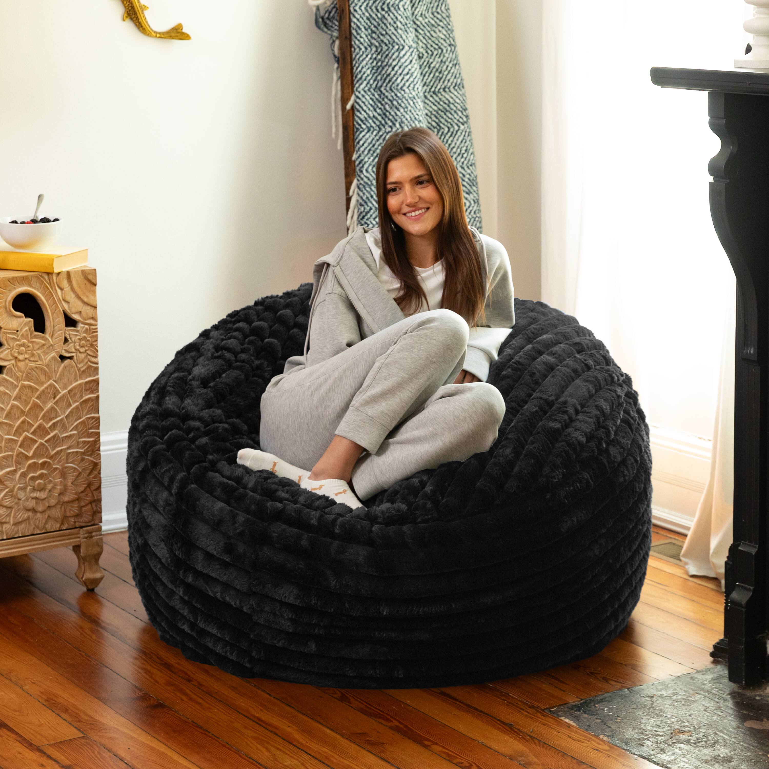 Left. Jaxx - Jaxx Saxx 4ft - Large Round Bean Bag for Adults - Made in the USA - Luxuriously Soft Plush Faux Fur, Black - Faux Fur Black.