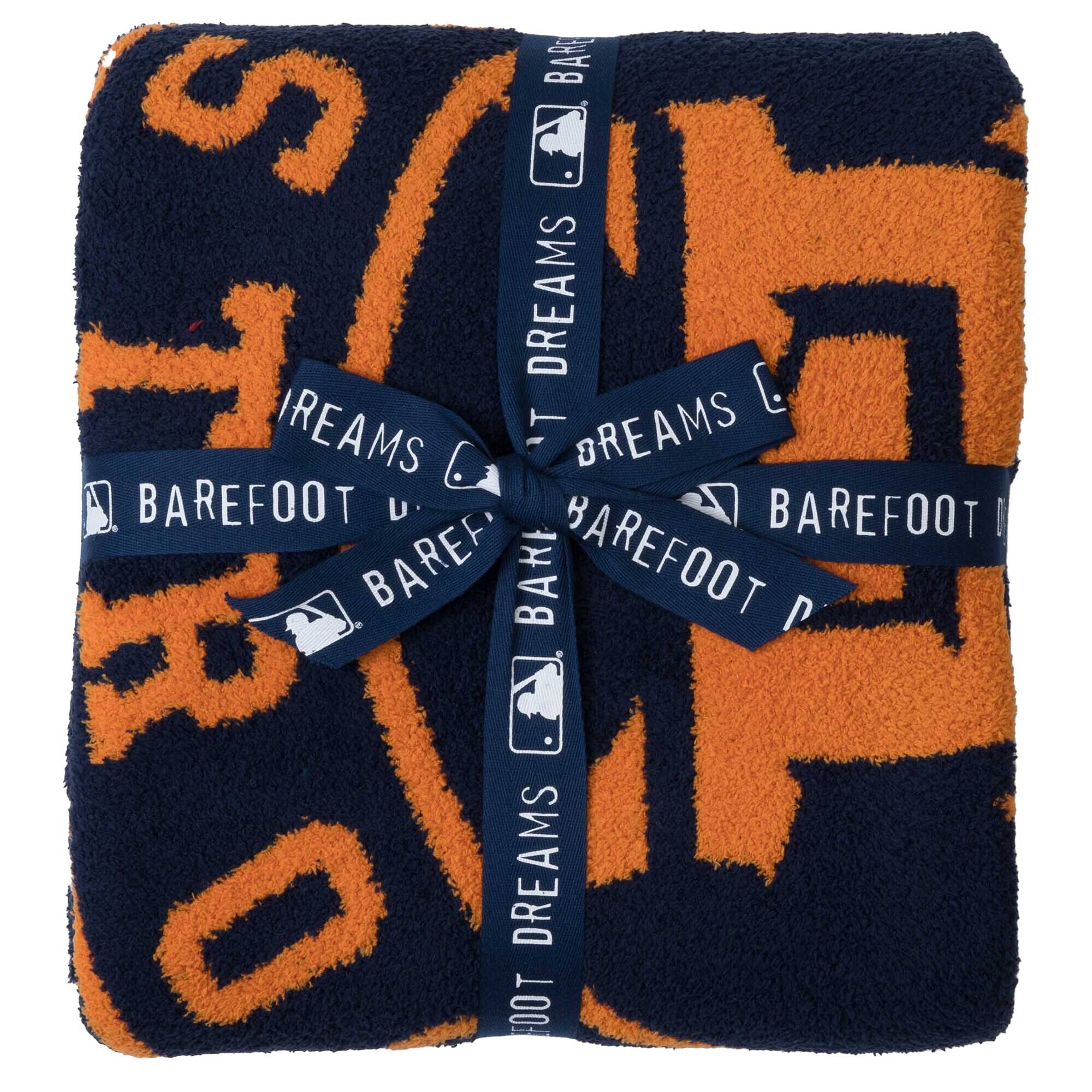 BAREFOOT DREAMS  
BAREFOOT DREAMS  
BAREFOOT DREAMS  
BAREFOOT DREAMS