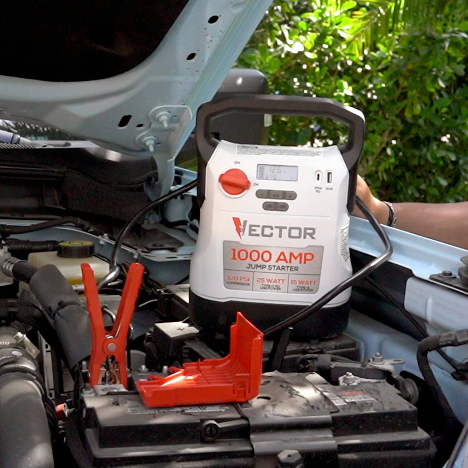 DFF 125 VECTOR 1000 AMP JUMP STARTER 120 PSI 25 WATT IS WATT ROL