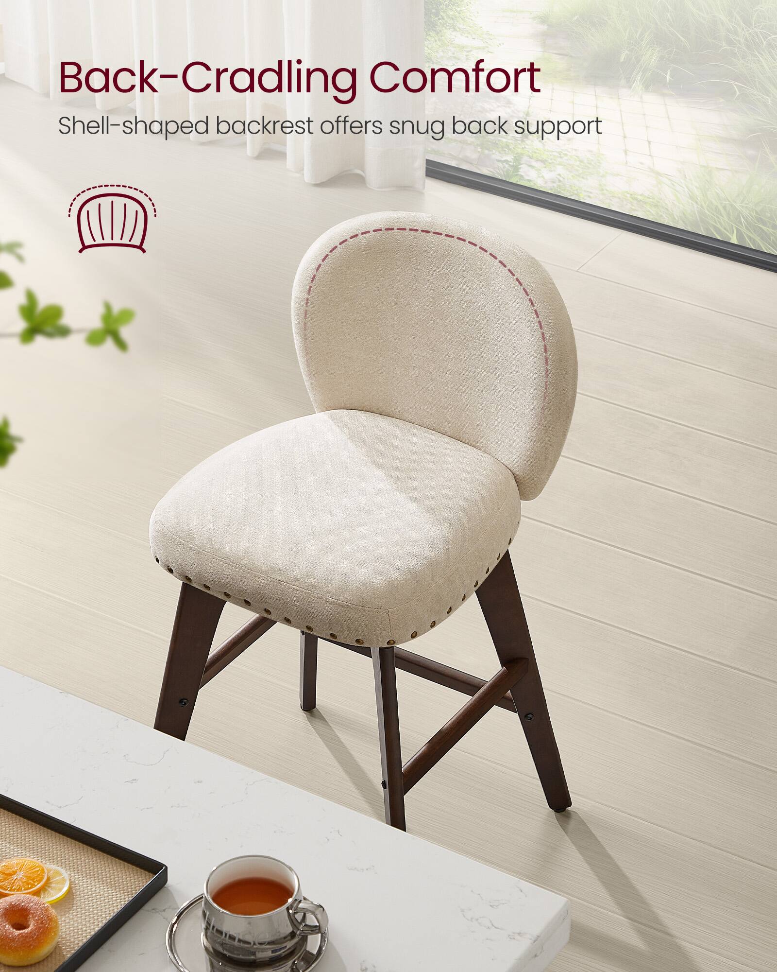Back-Cradling Comfort  
Shell-shaped backrest offers snug back support