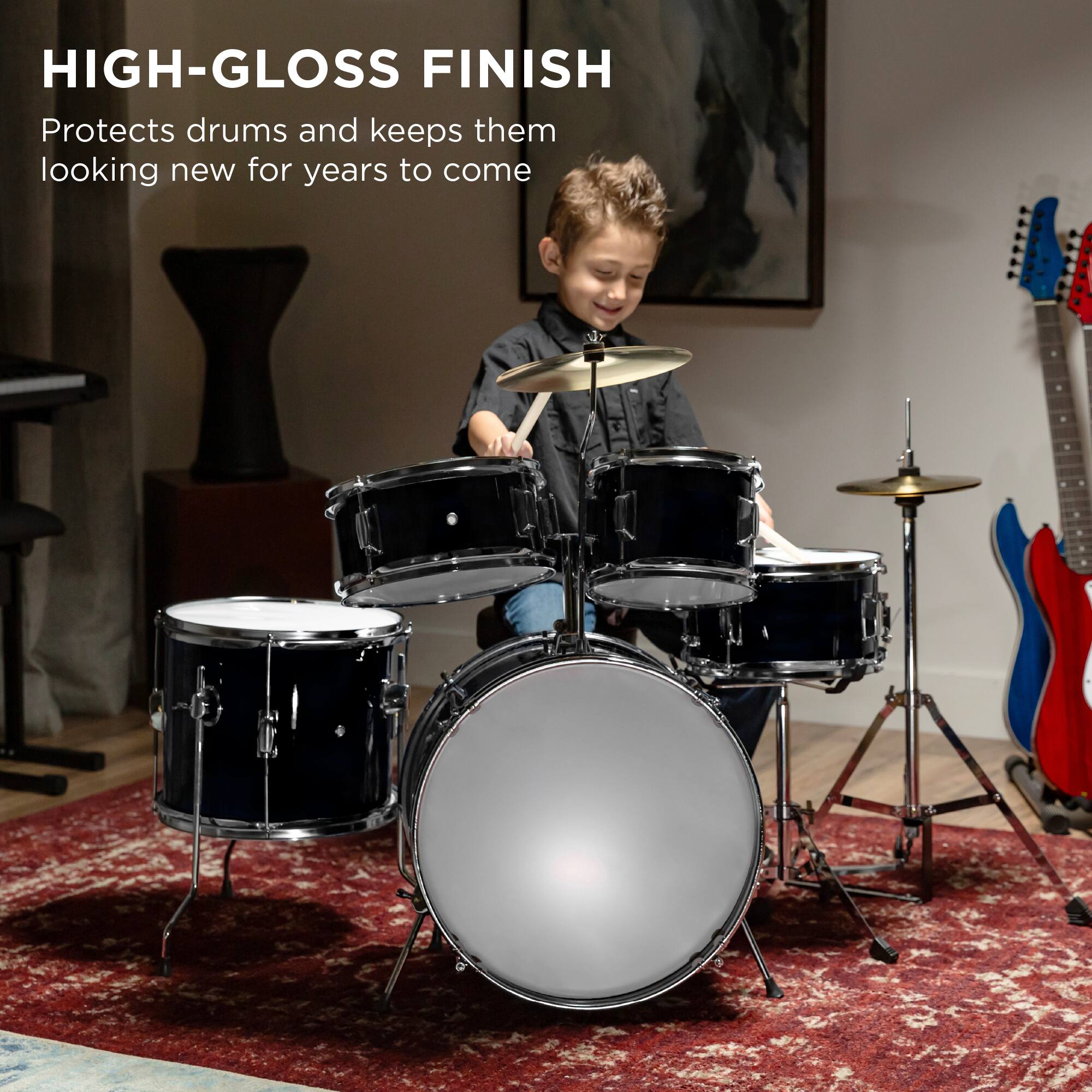 HIGH-GLOSS FINISH
Protects drums and keeps them looking new for years to come.