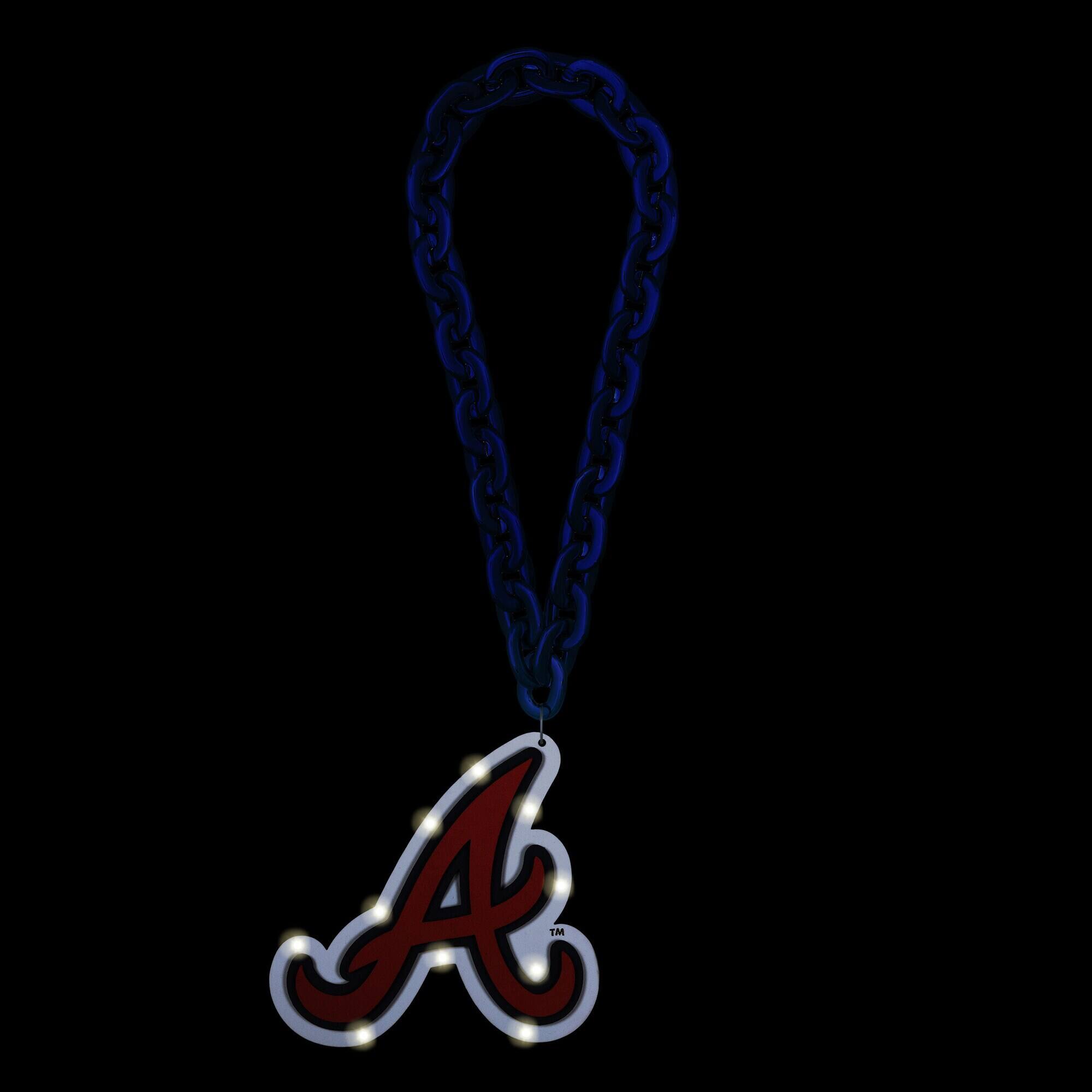 Alt View 1. FOCO - Atlanta Braves Light Up Big Logo Fan Chain - Multicolor.