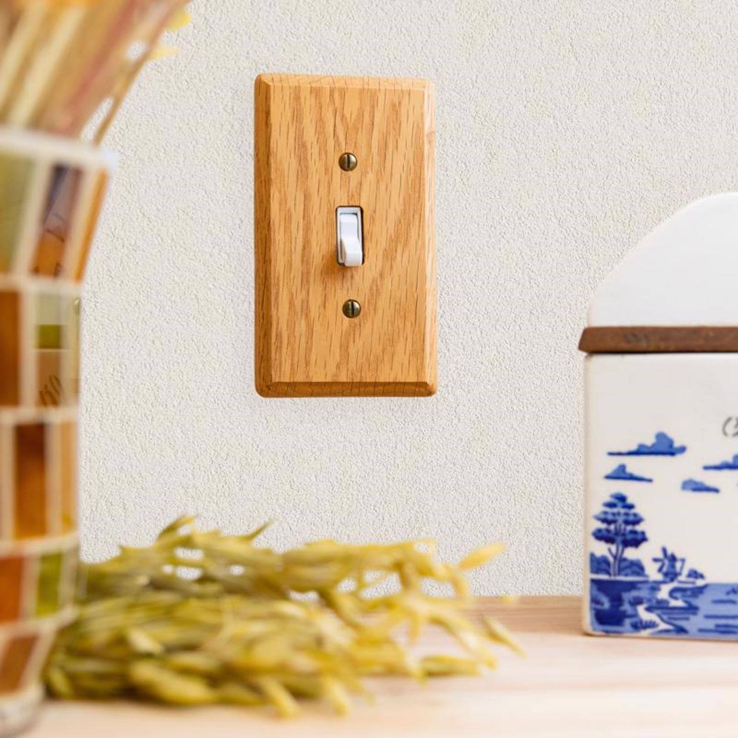 Left. AMERELLE - Amerelle Contemporary Light Brown 2 gang Wood Toggle Wall Plate 1 pk - Brown.