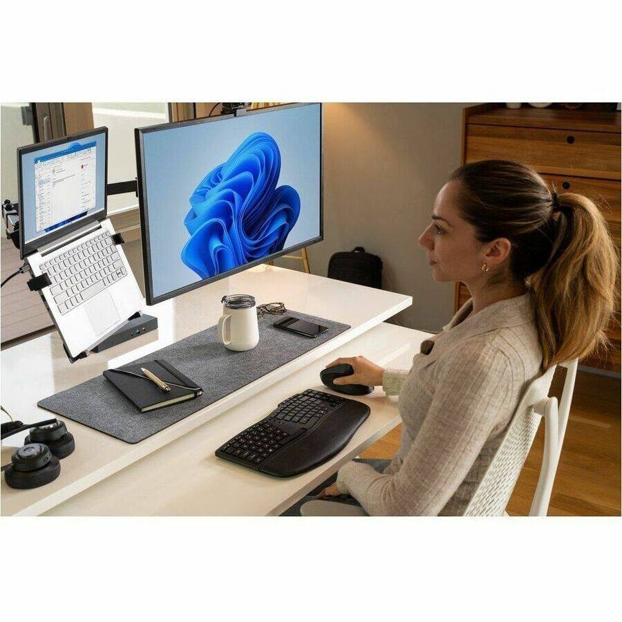 Alt View 3. Kensington - Kensington SD4781P EQ USB-C & USB-A Dual 4K Docking Station with 100W Power Delivery - for Notebook, Monitor, MacBook.