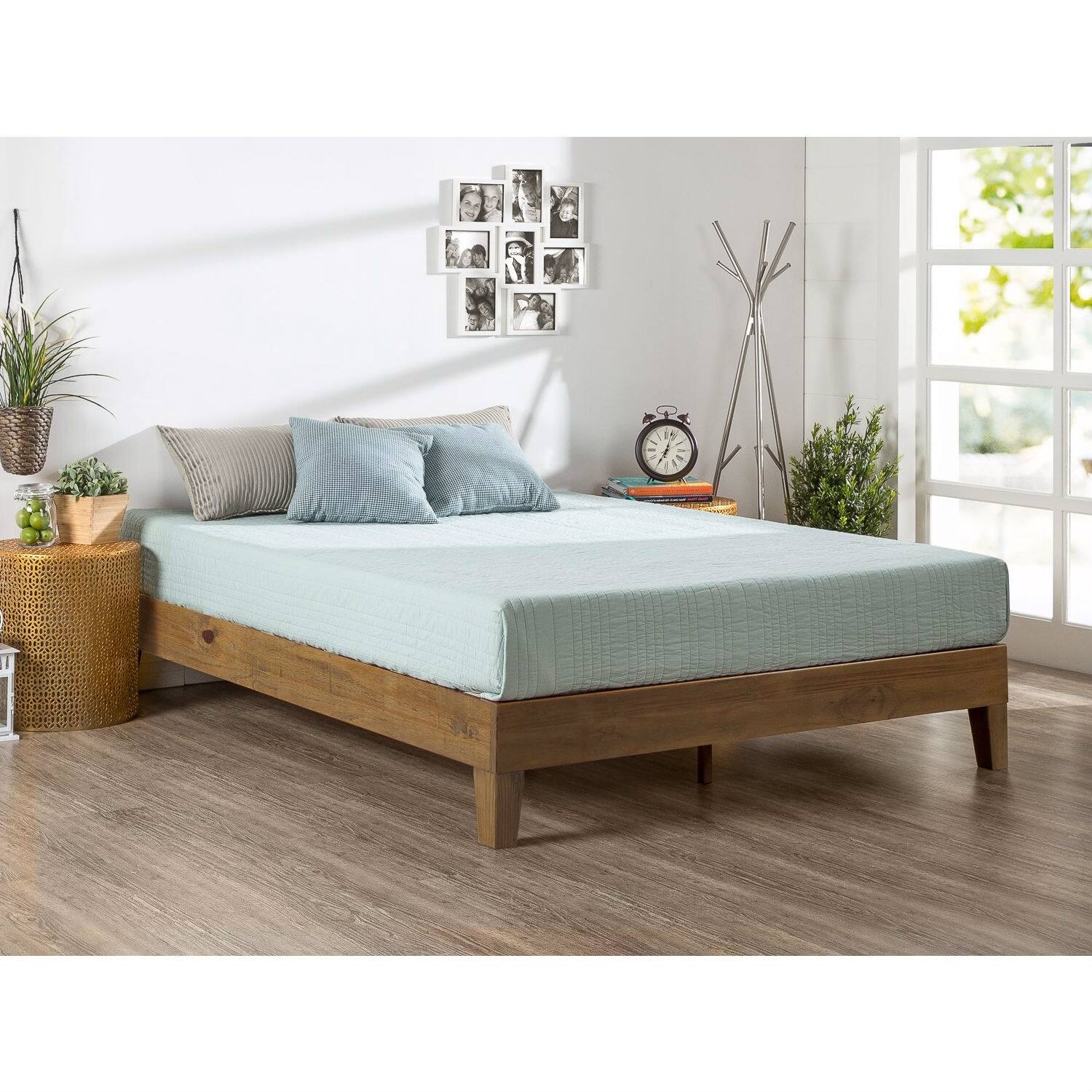 Angle. Hivvago - Hivvago King size Modern Platform Bed Frame - Rustic Pine.