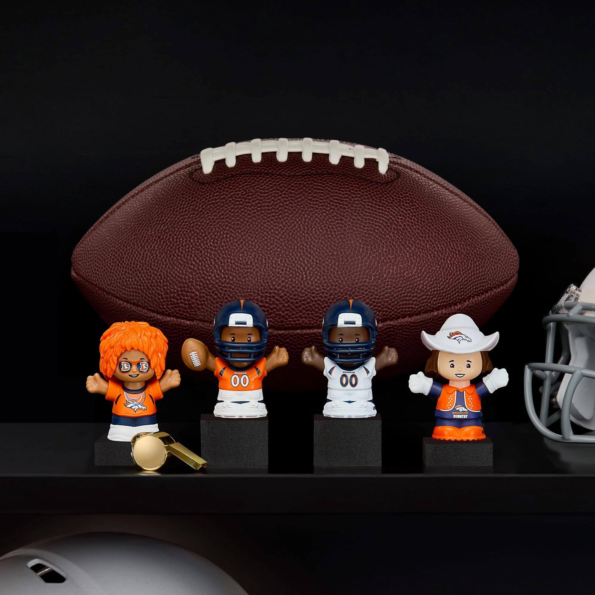 Alt View 5. Fisher Price - Fisher Price Little People x NFL Collector Denver Broncos Figure 4-Pack - Orange.