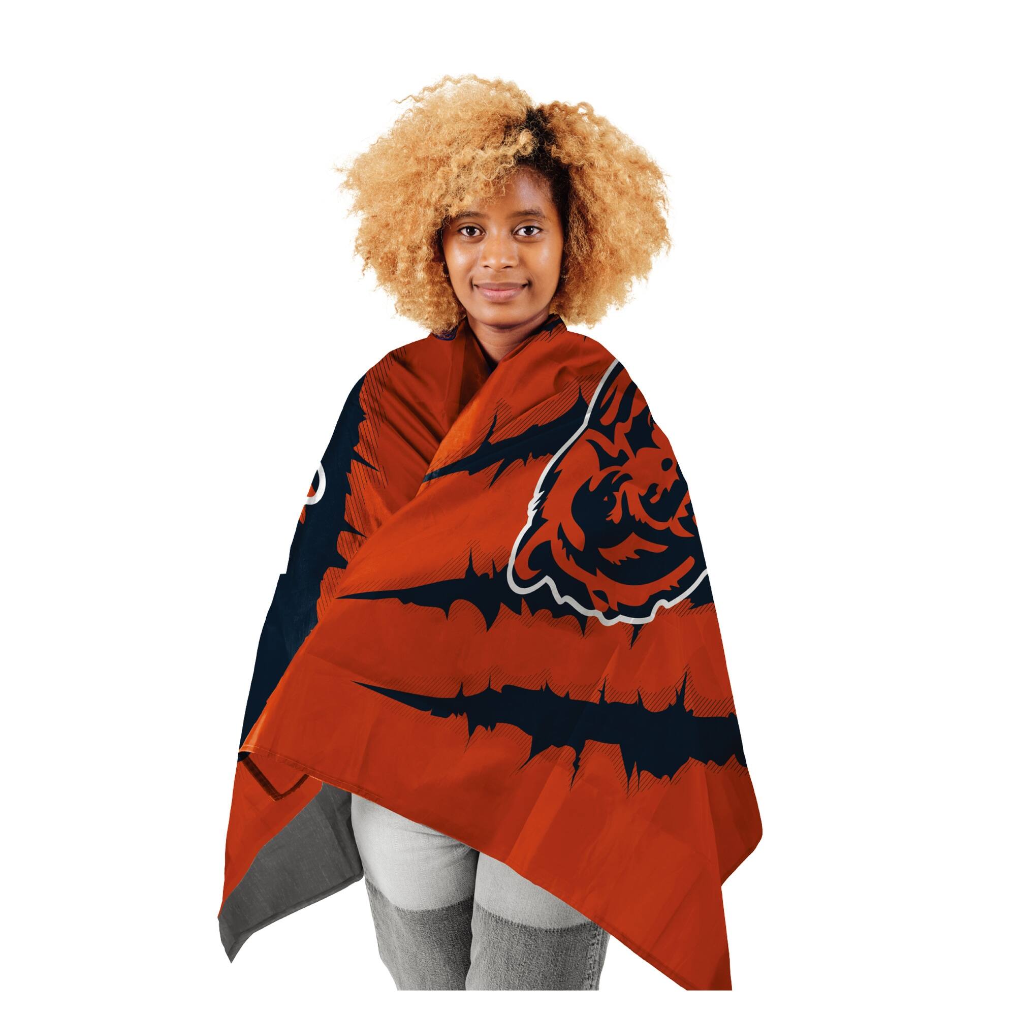 Alt View 2. Pegasus - Chicago Bears 50" x 60" Wearable Hero Cape - Multicolor.