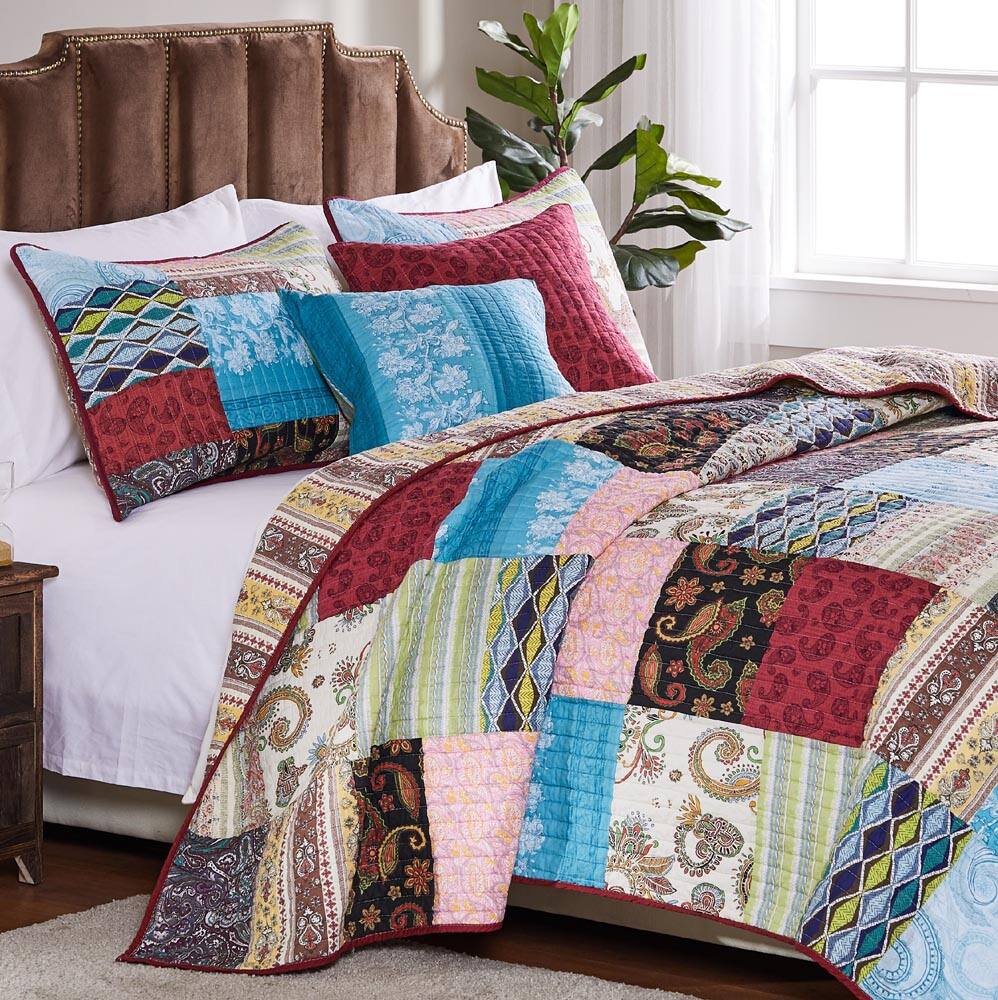 Back. BreeBe - Bohemian Dream Quilt Set - 2-Piece Twin/XL - Multi.
