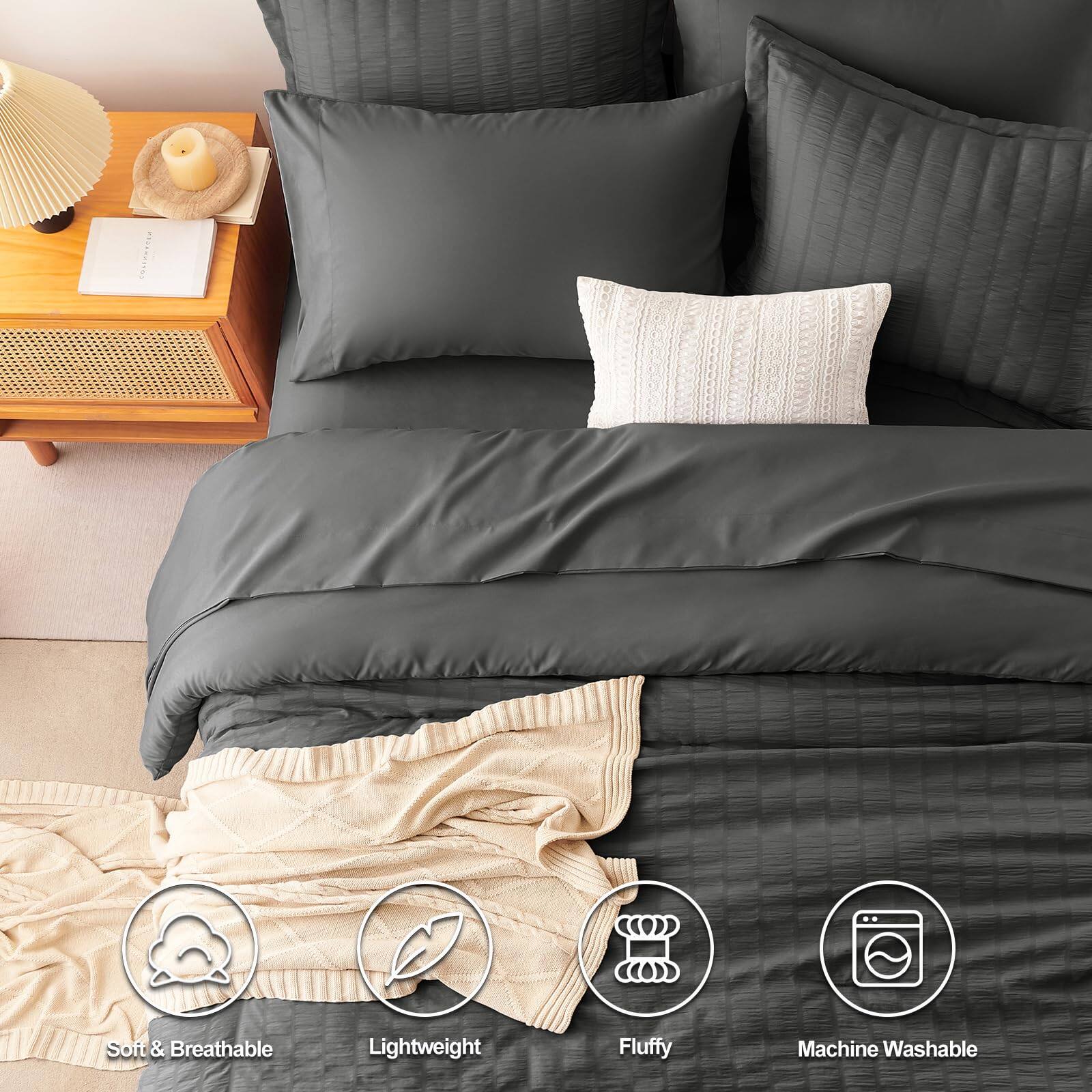 Soft & Breathable  
Lightweight  
Fluffy  
Machine Washable