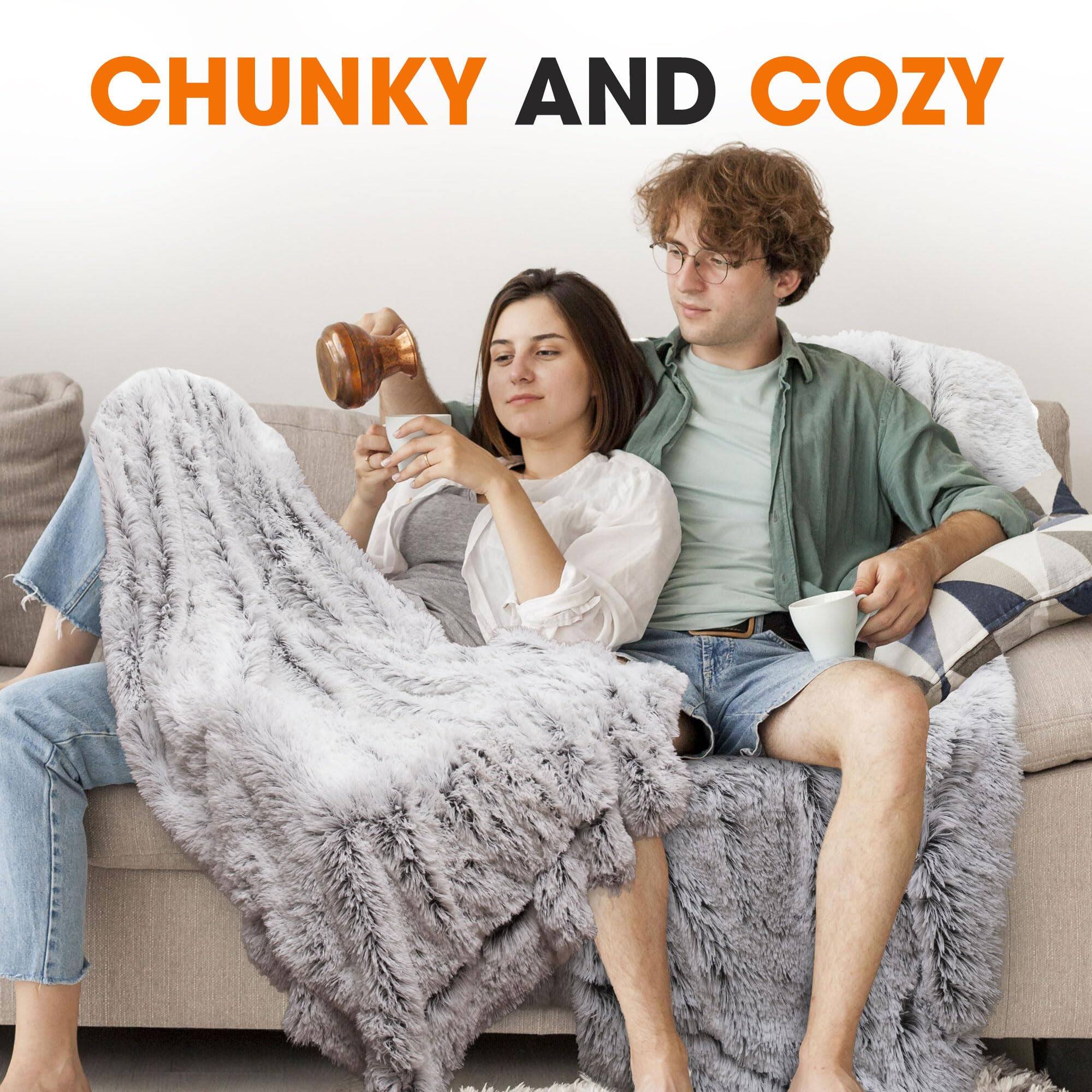 CHUNKY AND COZY