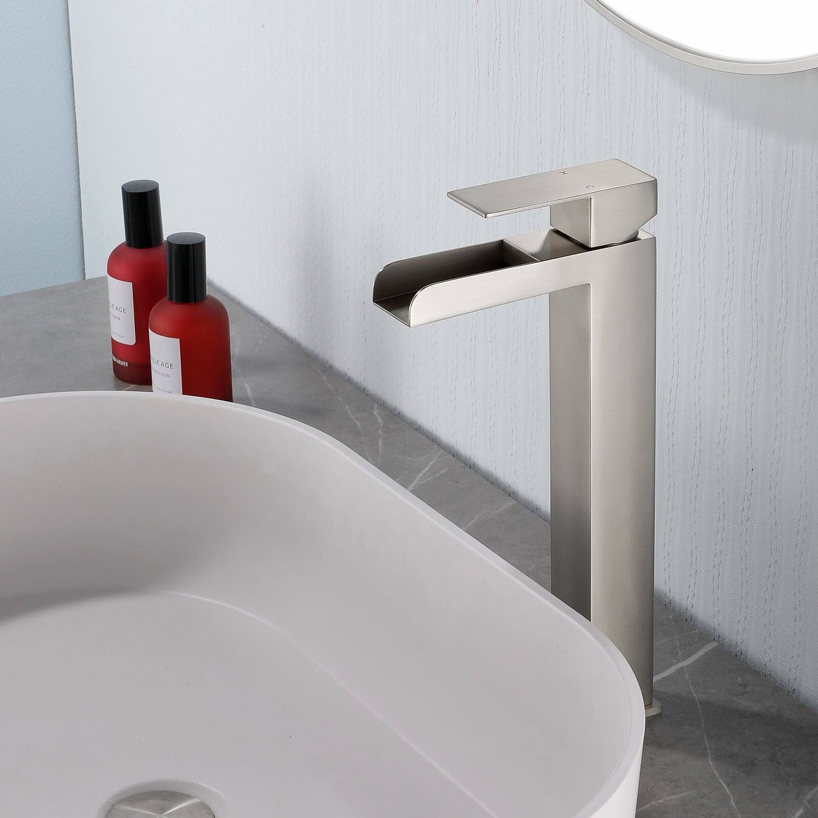 The text on the image reads:

"BAE ULAGE"