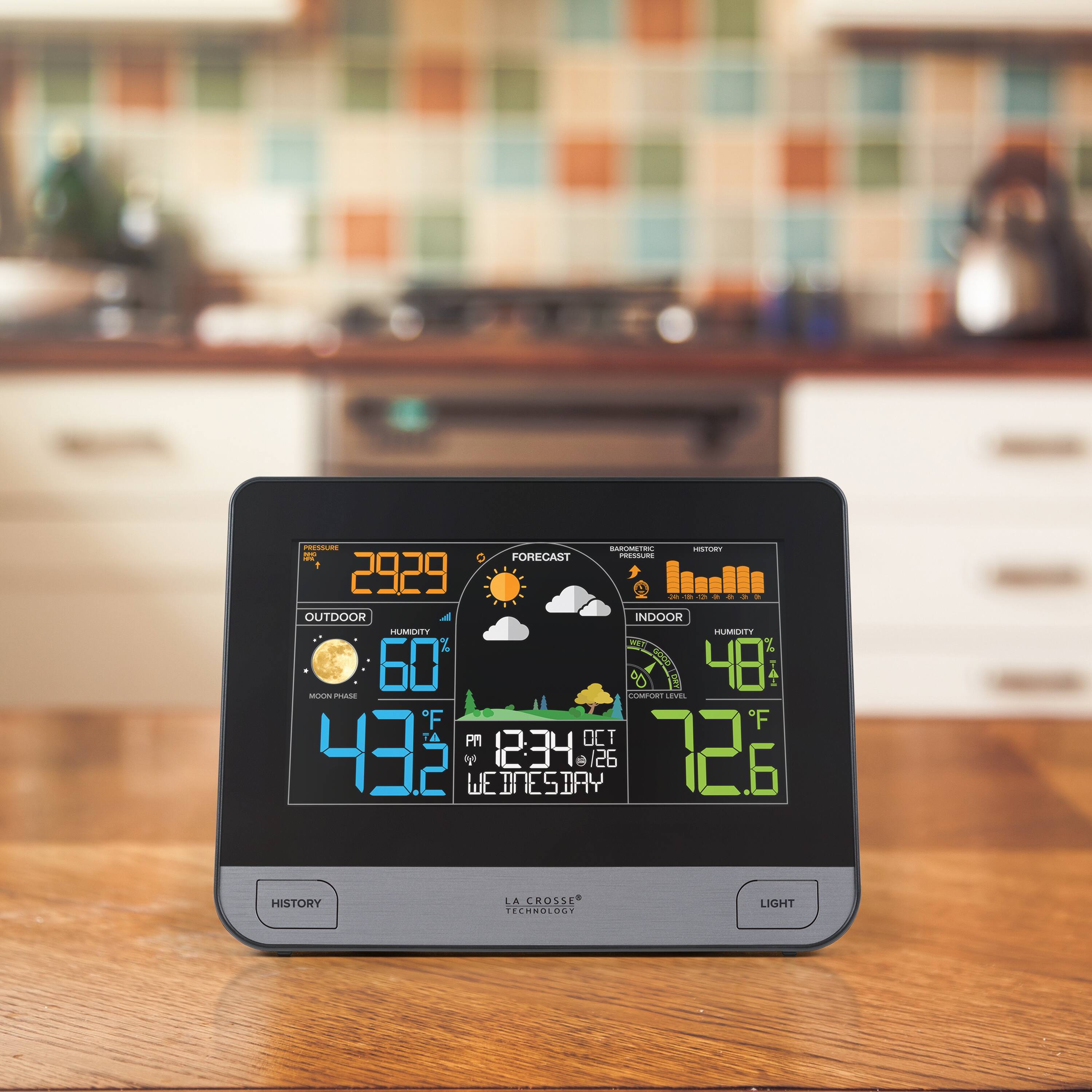 AORE TO S FORECAST PRSSLR - 2929 - OUTDOOR INDOOR HUMIDITY % - L % 50 SO0 48 8 5 -- PAie - ddd F F TA PM OCT 43E 12:34 e 126 726 6 WEDNESDAY HISTORY LA CROSSE TECHNOLOGY