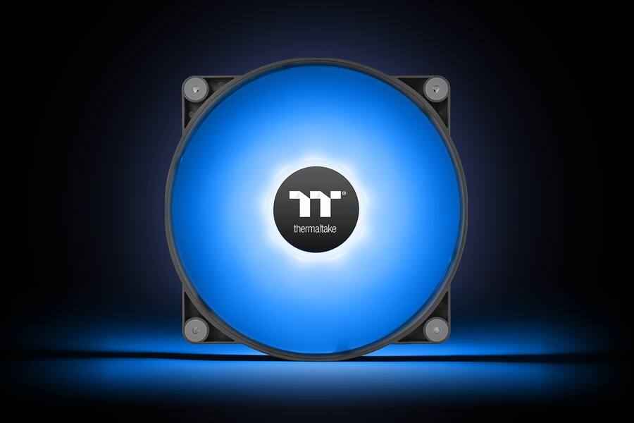 Thermaltake CT200 ARGB White vs Lian Li UNI FAN SL V2 120 Reverse Blade Thermaltake CT200 ARGB White vs Lian Li UNI FAN SL V2 120 Reverse Blade