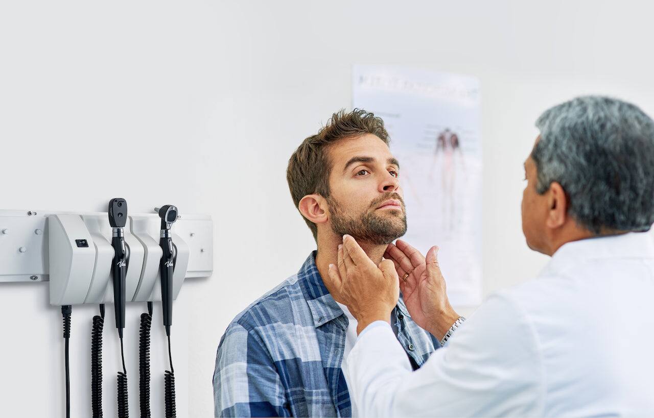 Angle. Viva Comfort - Comprehensive Diagnostic Wall System with LED Ophthalmoscope, Otoscope, and Ear Specula Dispenser - White.