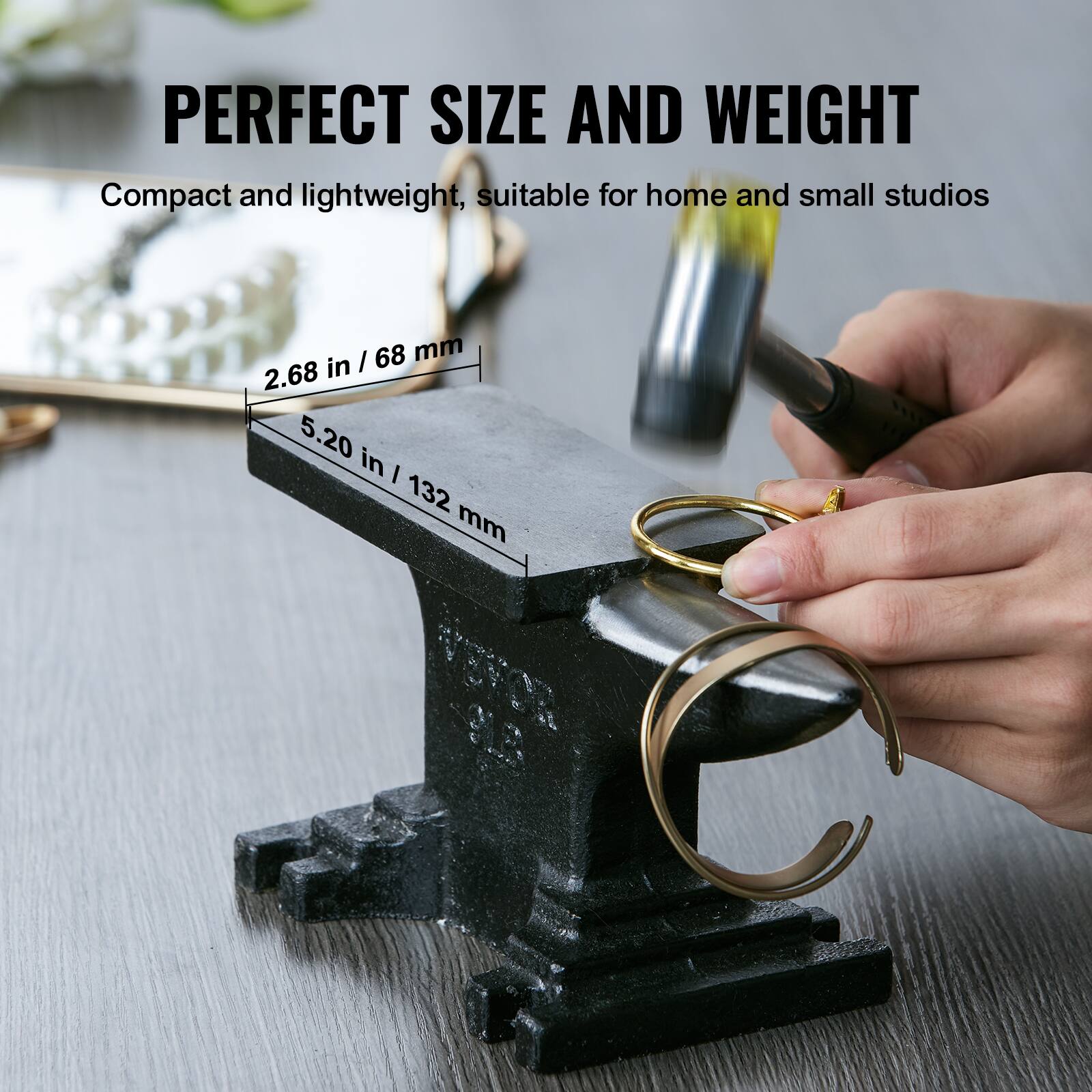 PERFECT SIZE AND WEIGHT

Compact and lightweight, suitable for home and small studios

2.68 in / 68 mm

5.20 in / 132 mm

VENOR 91.8