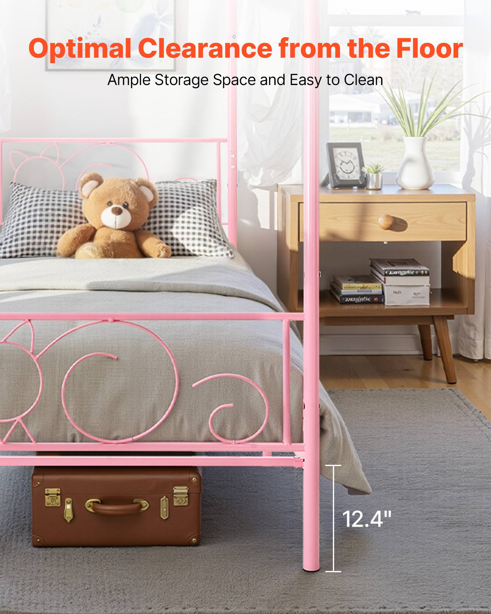 Optimal Clearance from the Floor  
Ample Storage Space and Easy to Clean  
12.4"