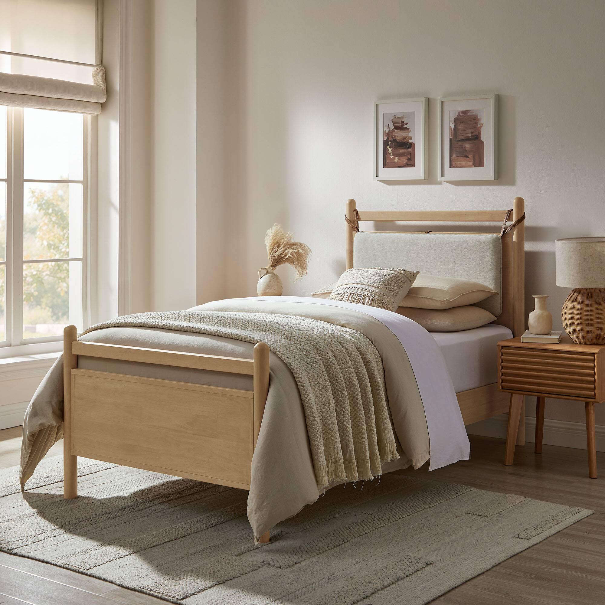 Front. Modway - Leni Wood Platform Bed Frame by Modway - Light Oak Heathered Ivory.