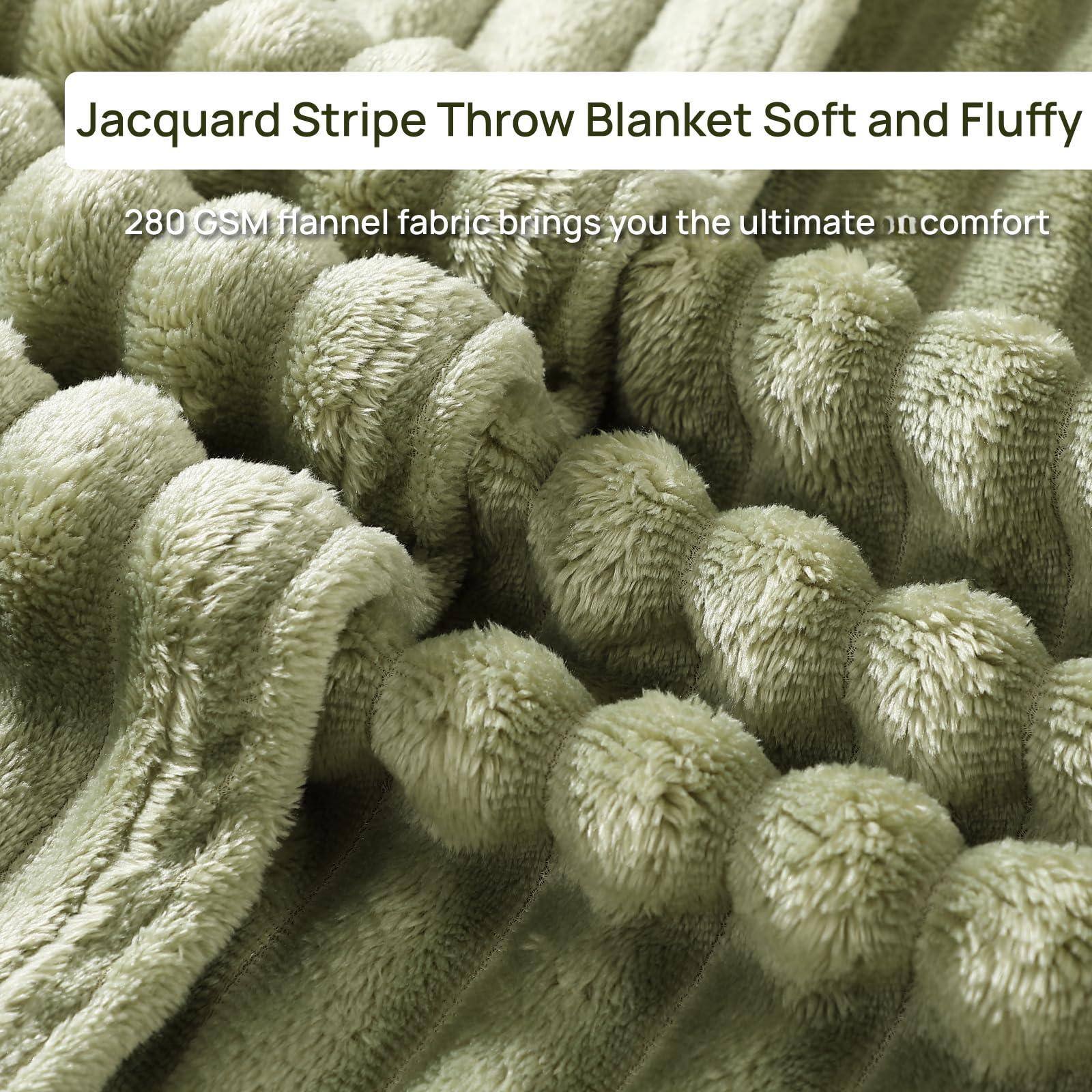 Jacquard Stripe Throw Blanket Soft and Fluffy

280 GSM Fannell fabric brings you the ultimate comfort