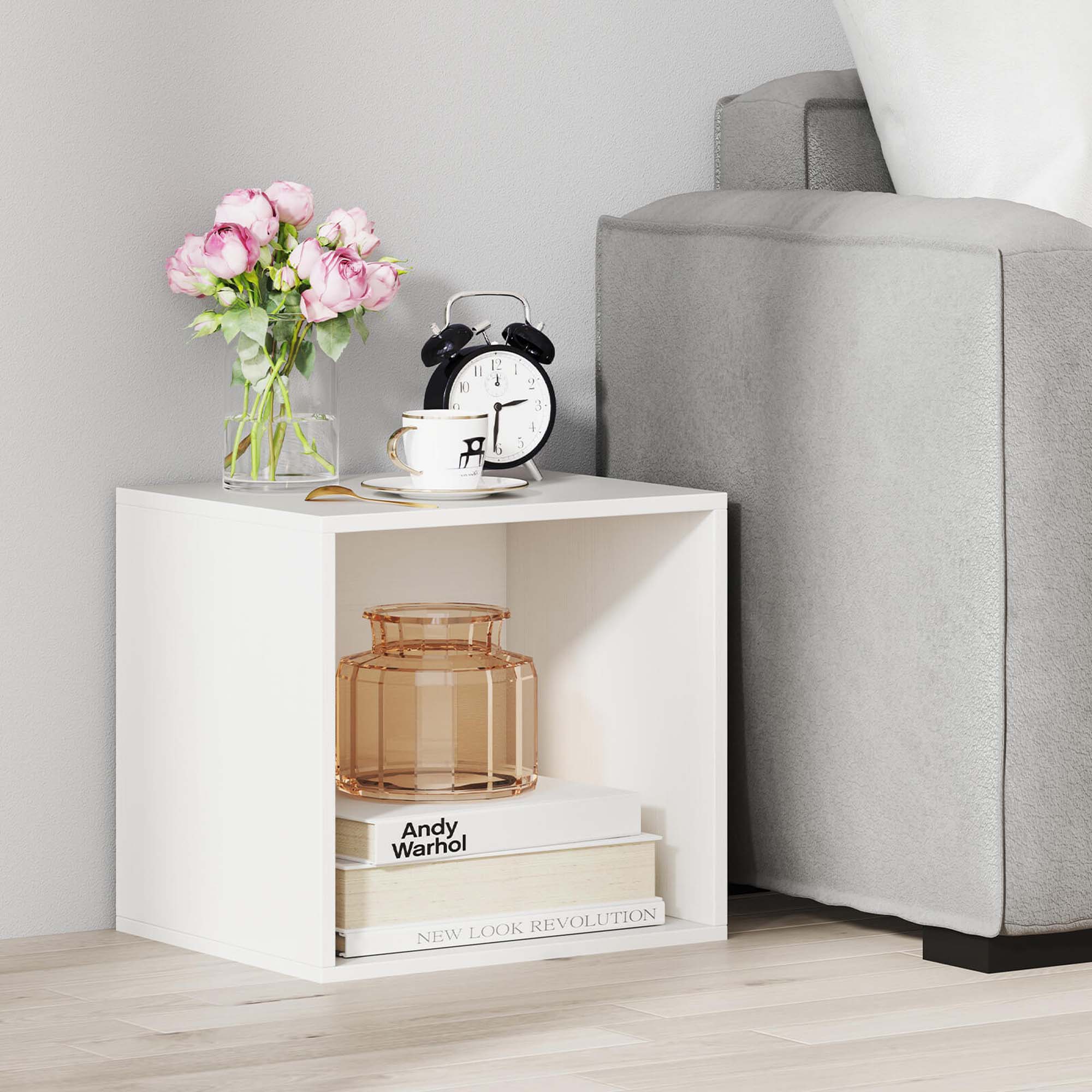 Andy Warhol  
NEW LOOK REVOLUTION