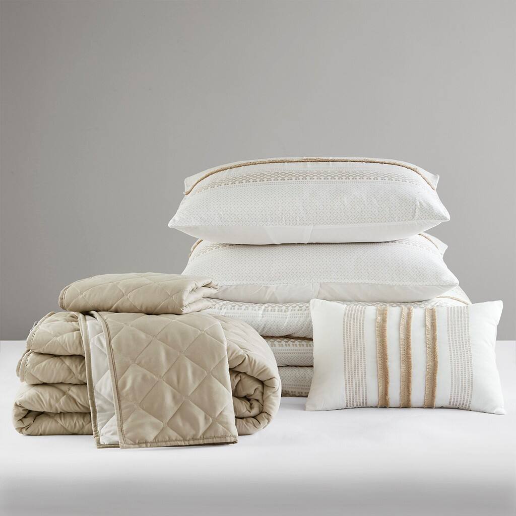 Alt View 3. Gracie Mills - Gracie Mills 7-Piece Siena Comforter/Quilt Set - Taupe.