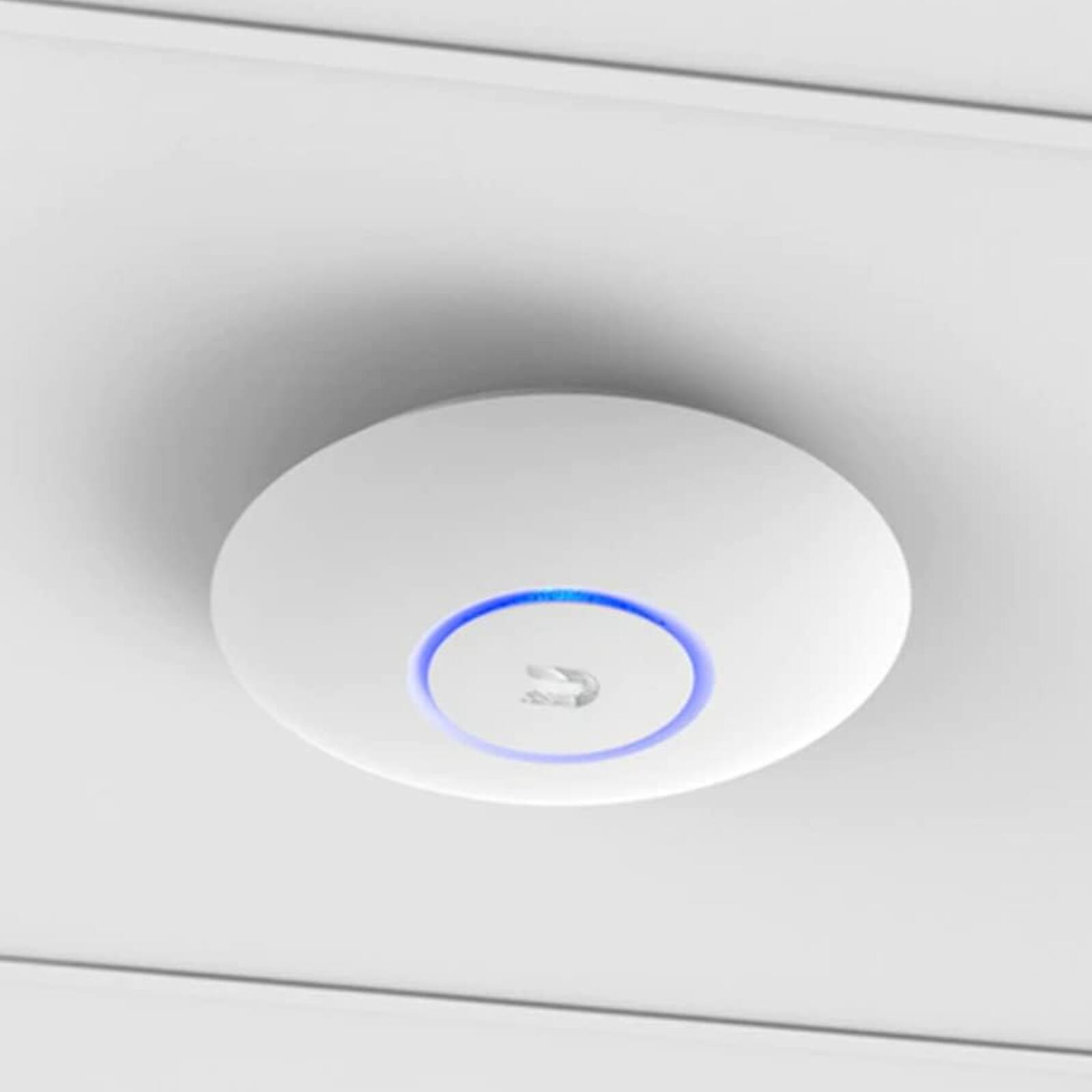 Alt View 2. Ubiquiti - UniFi® AC Pro Access Point - White.
