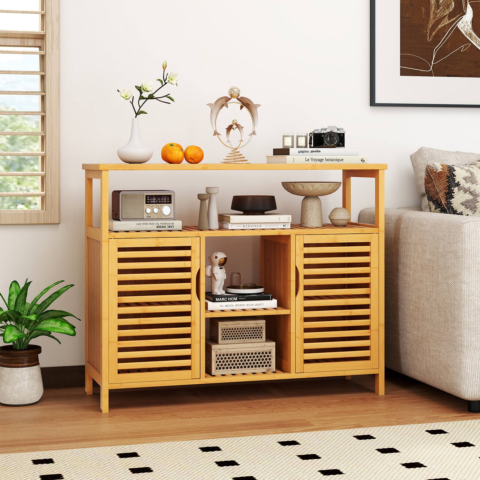 V - Le Voyage botanique  
n - - - -n  
ERSONE - TIO.RL - MARC NOM - a. ....  

Le Voyage botanique  
6  

MARC HOM  
1980-1987