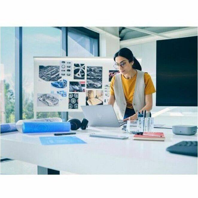 Alt View 3. HP - HP ZBook 8 G1i 14" Mobile Workstation - WUXGA - 60 Hz - Intel Core Ultra 7 255H - 32 GB - 1 TB SSD - English Keyboard - Meteor Silver.