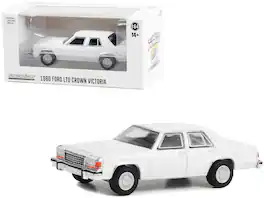 Greenlight - 1980-1991 Ford LTD Crown Victoria Police "Hot Pursuit" "Hobby Exclusive" Series 1/64 - White