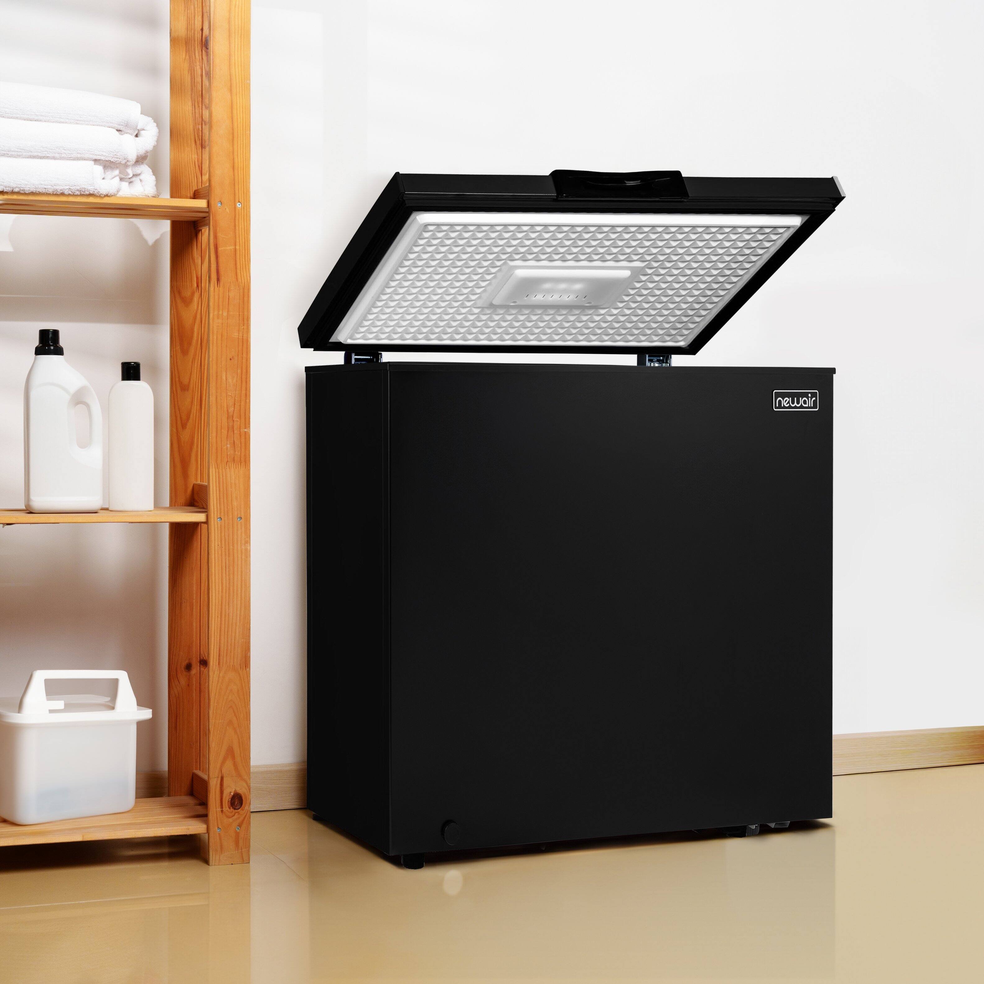 Alt View 7. NewAir - 7 Cu. Ft. Compact Chest Freezer in Black, Digital Temperature Control, Fast Freeze Mode, Self-Diagnostic System - Matte Black.