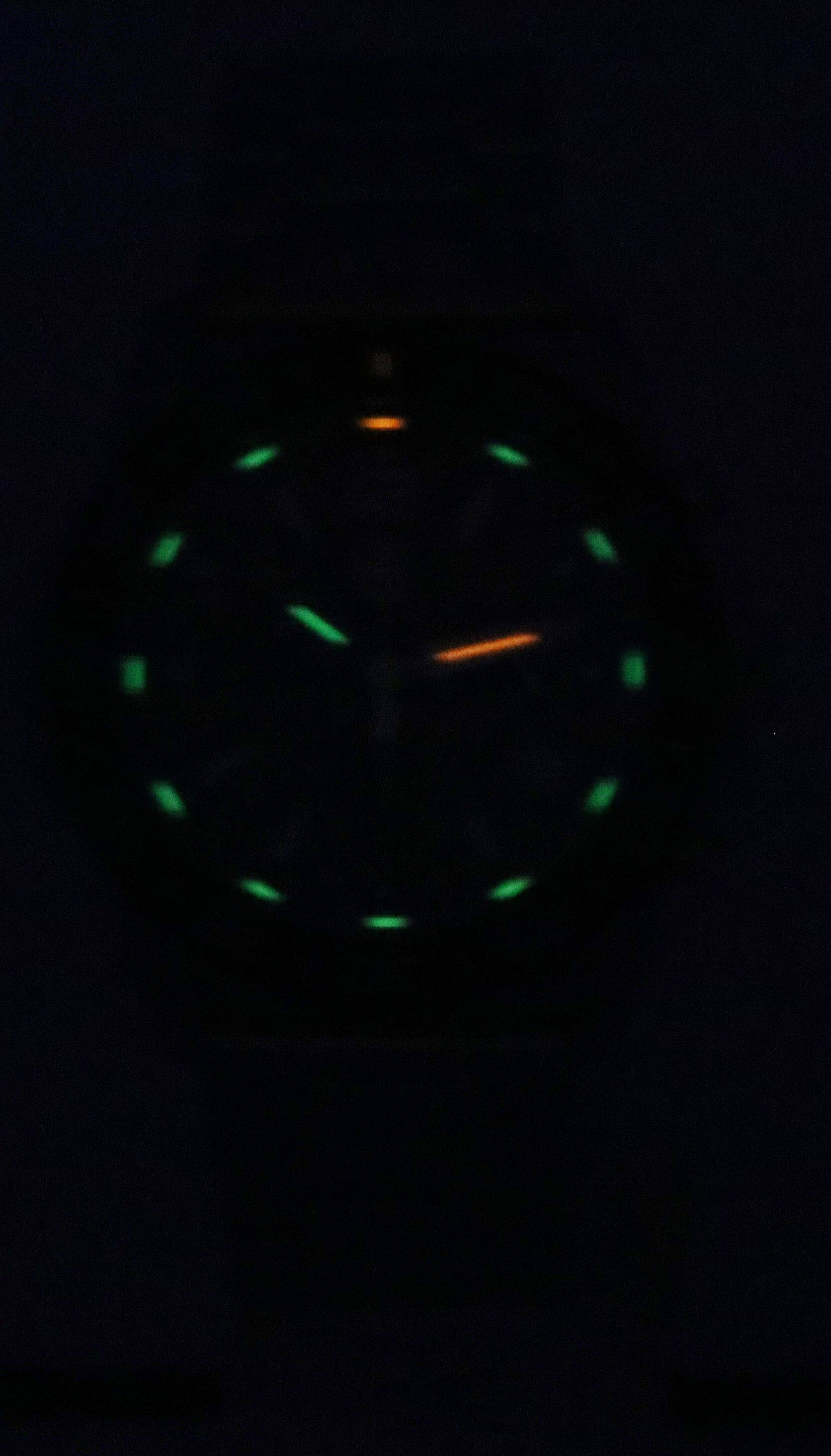 Angle. Luminox - Pacific Diver Chronograph Stainless Steel Blue Dial Quartz XS.3144 200M Men's Watch - Blue.