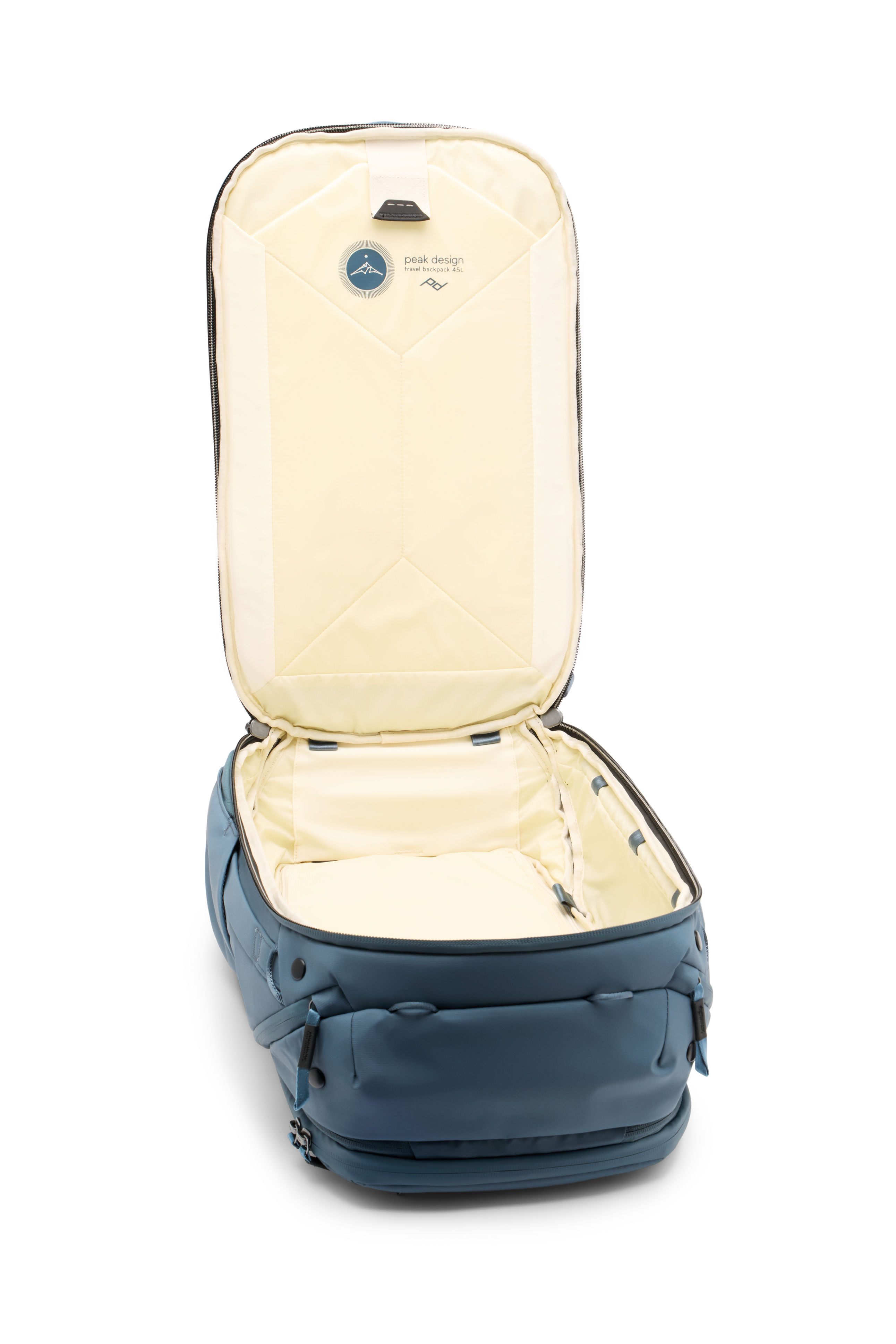 peak design  
travel backpack