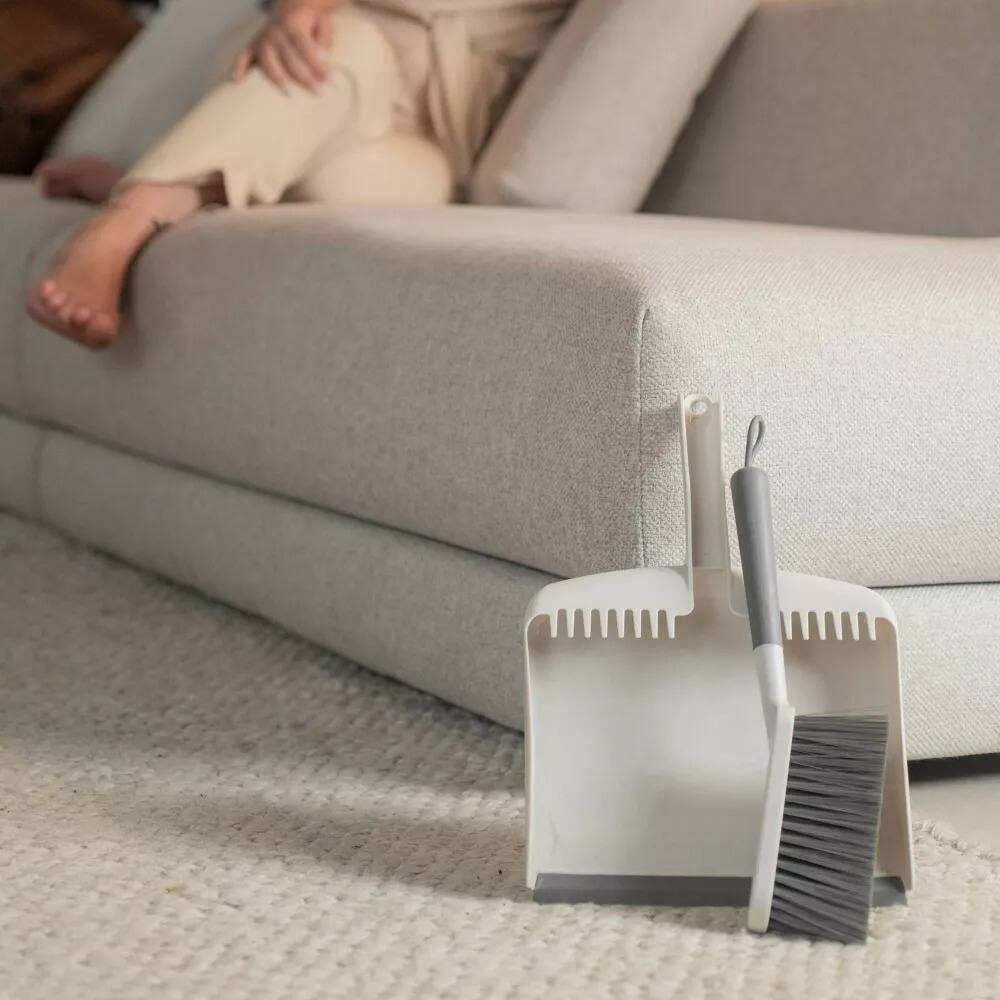 Back. OU - OU Flow Hand Broom with Dust Pan Set, Home Cleaning Brush and Dustpan Combo - White.