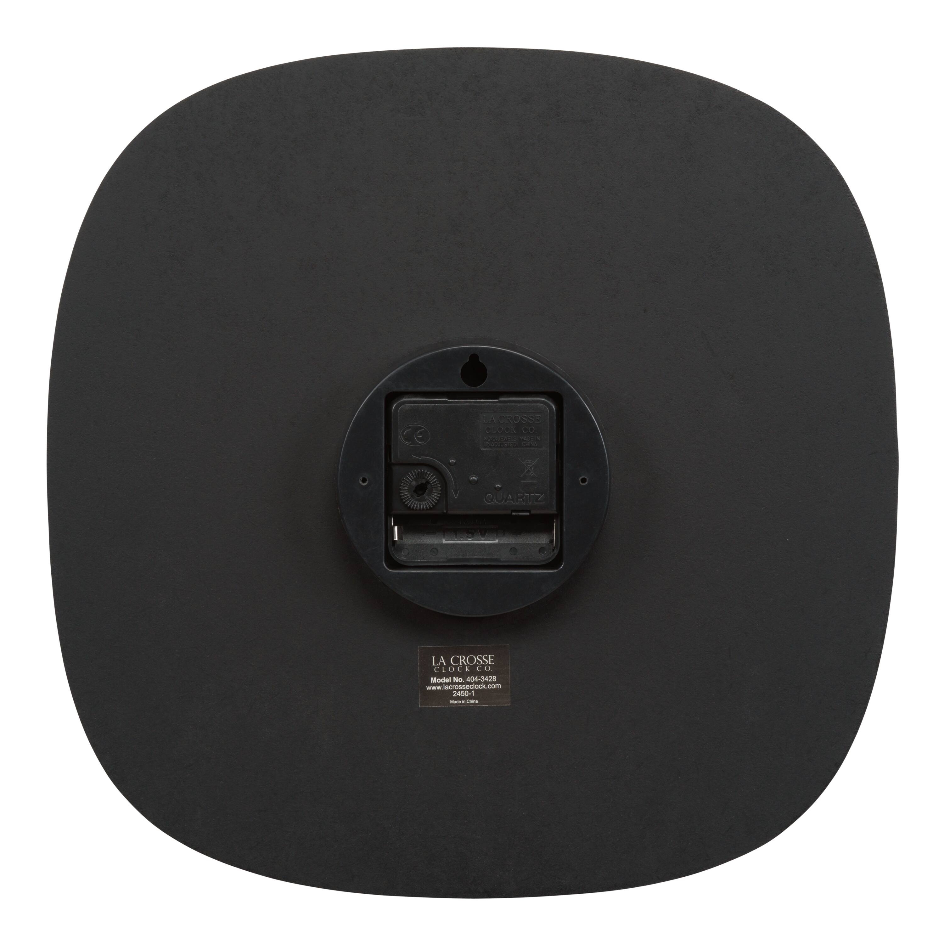 LA CROSSE CLOCK CO.  
Model: Quartz  
Made in China  
2006-2007  

LA CROSSE CLOCK CO.  
clock.com  
1-800-321-1000