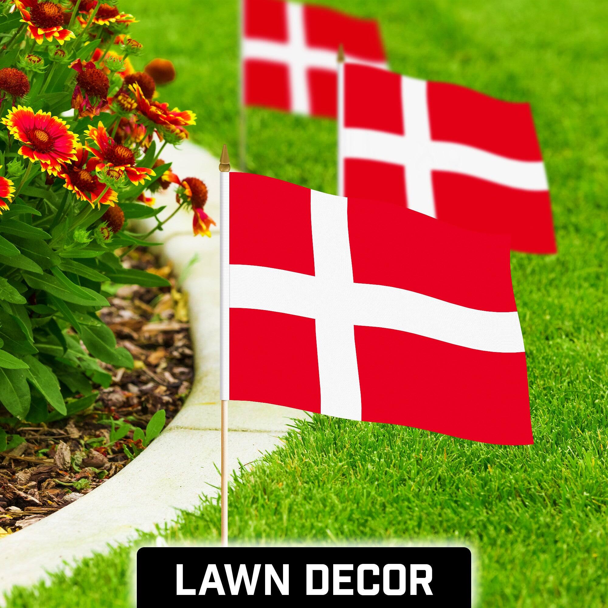 LAWN DECOR