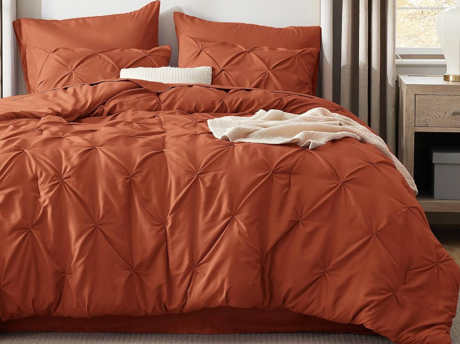 Alt View 1. FINEAK - Modern Queen Pinch Pleat Comforter Set with Sheets-7-Piece All-Season Bed in a Bag - Burnt Orange.